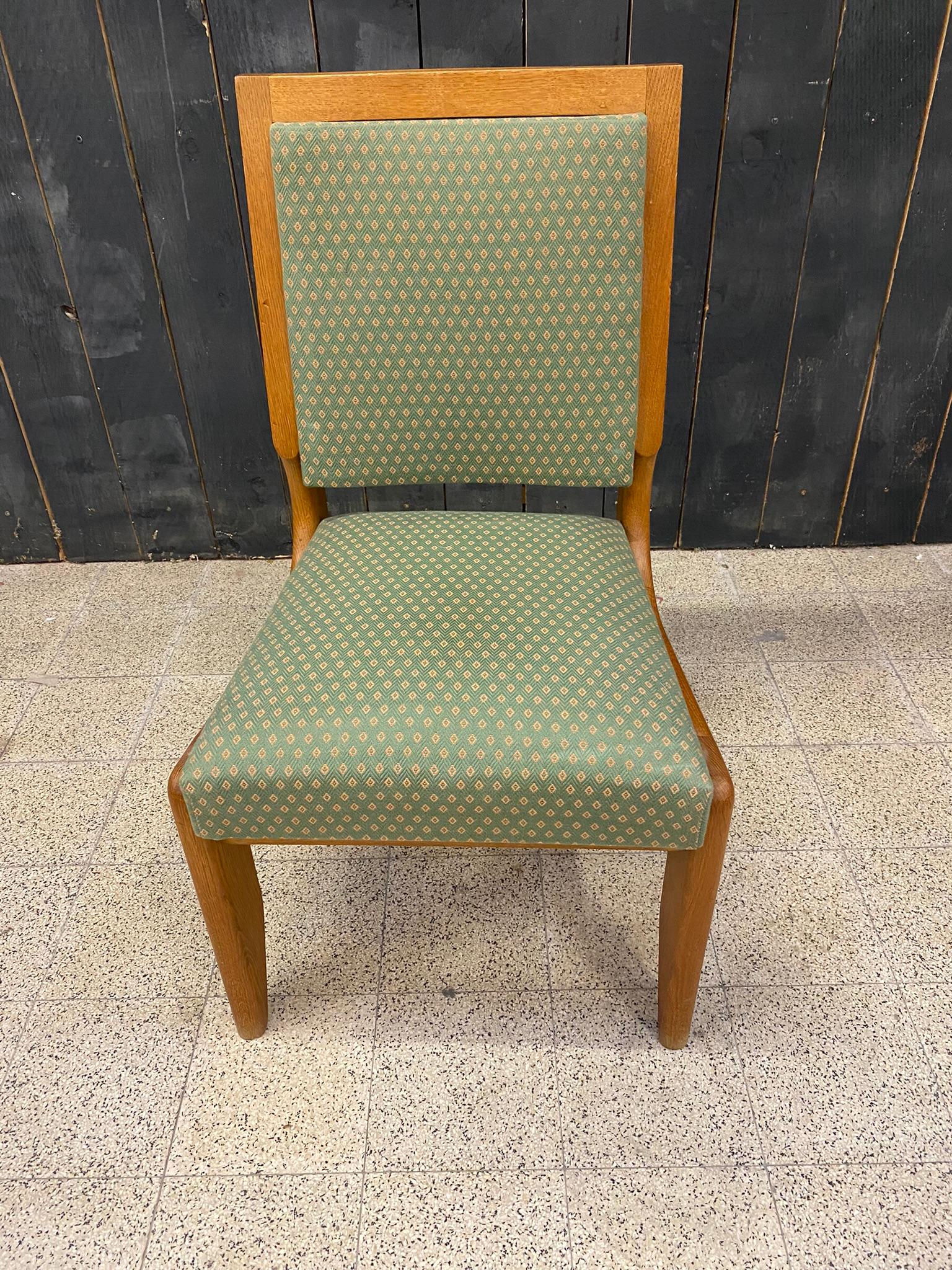 Guillerme et Chambron, Set of 8 Oak Chairs, Edition Votre Maison, circa 1960 For Sale 7