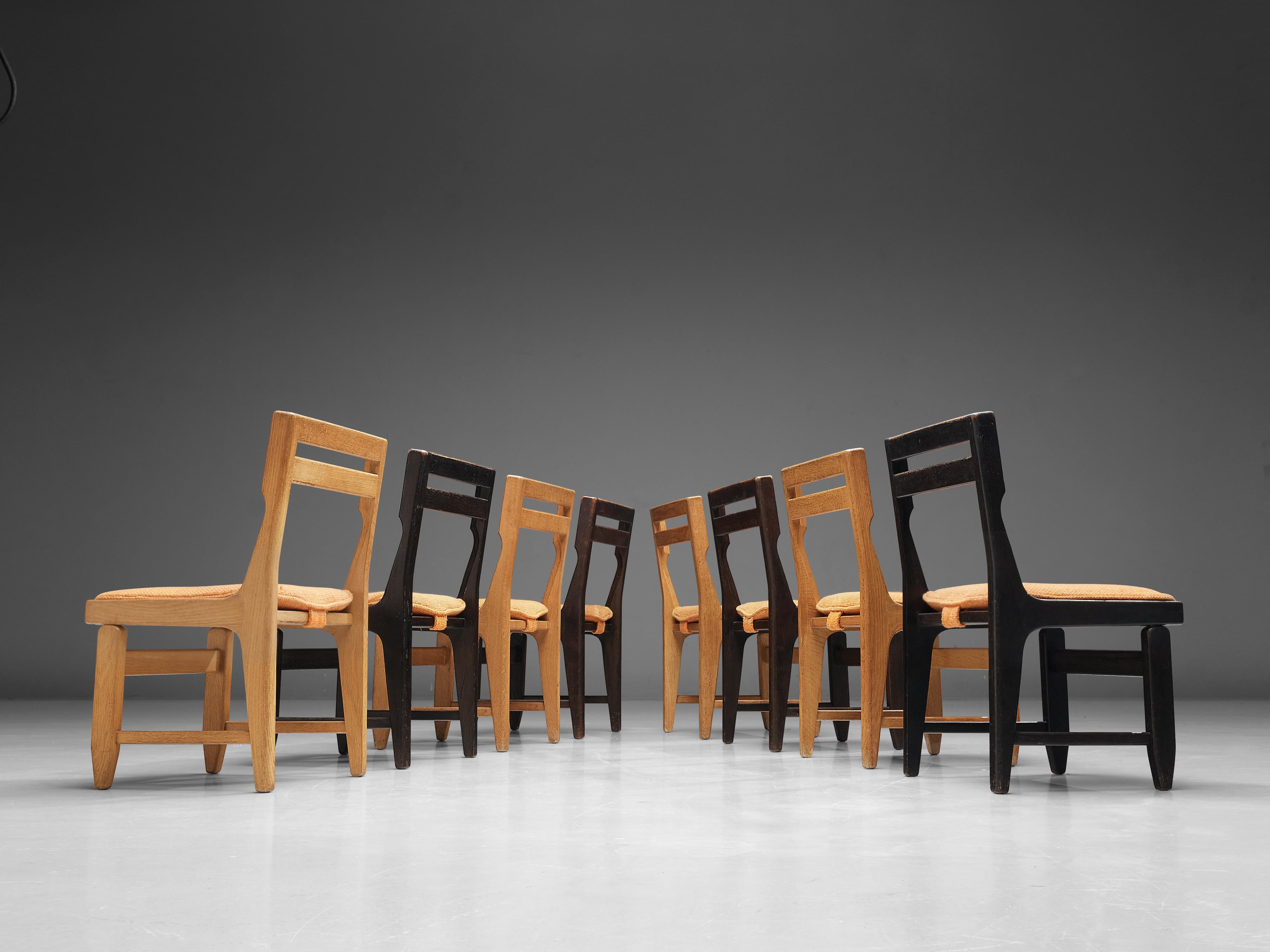 Mid-20th Century Guillerme & Chambron Set of Eight Bicolor Dining Chairs in Oak