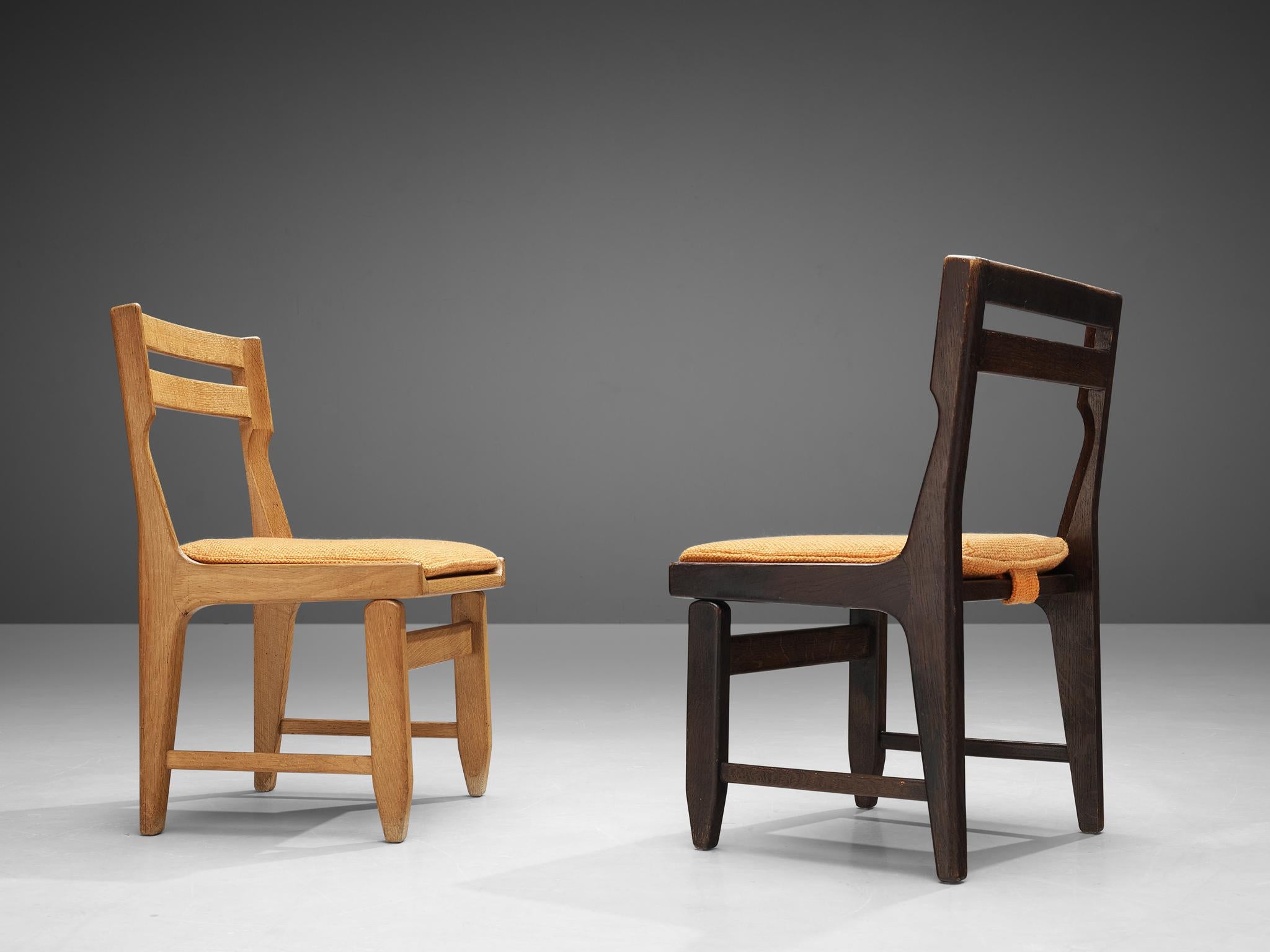 Fabric Guillerme & Chambron Set of Eight Bicolor Dining Chairs in Oak