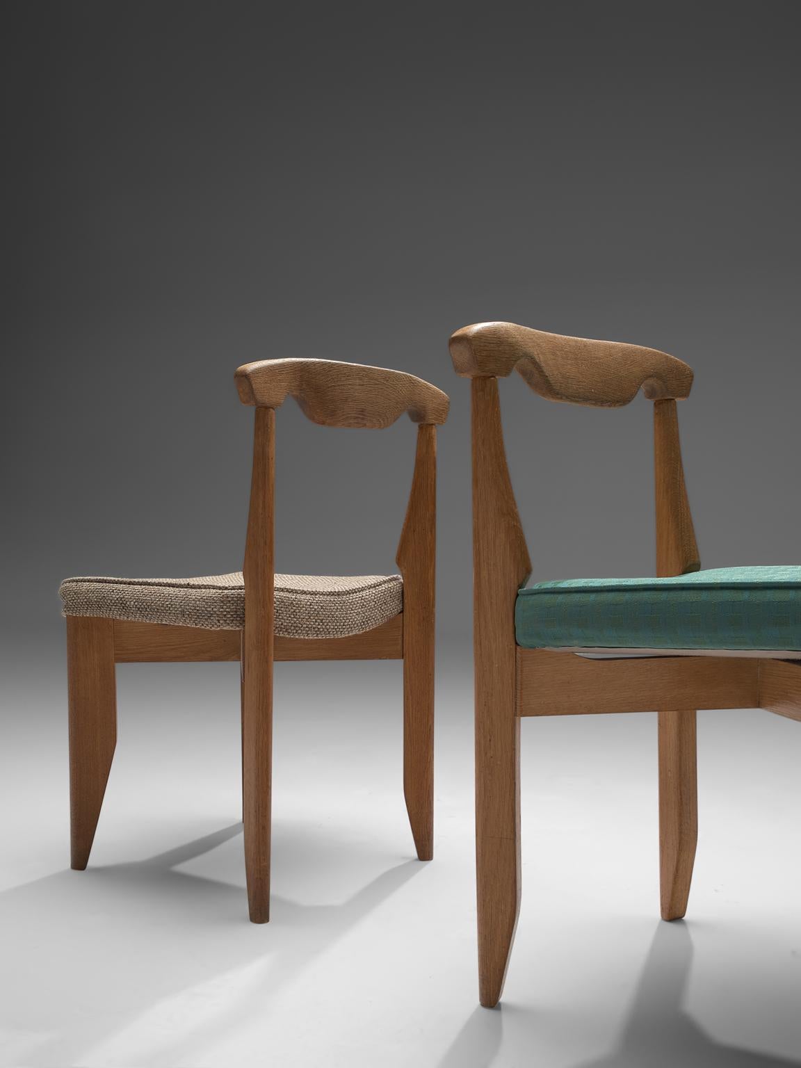 Mid-20th Century Guillerme et Chambron Set of Eight Dining Chairs in Oak