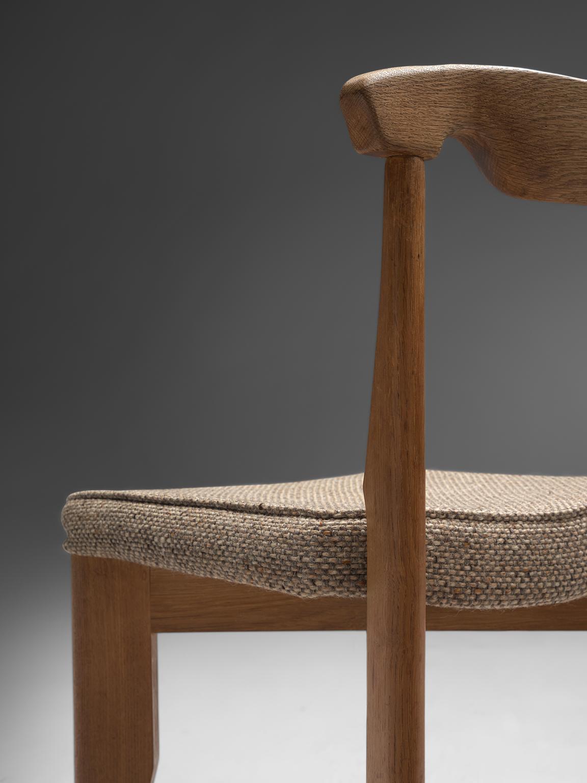 Fabric Guillerme et Chambron Set of Eight Dining Chairs in Oak