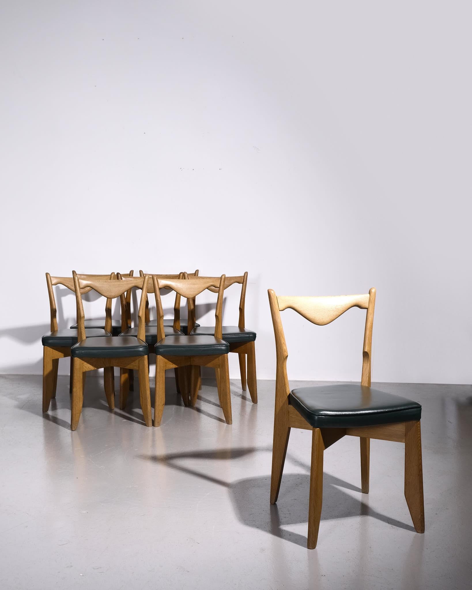 Guillerme et Chambron Achter-Set Oak  Esszimmerstühle 1960er Jahre im Zustand „Hervorragend“ im Angebot in London, GB