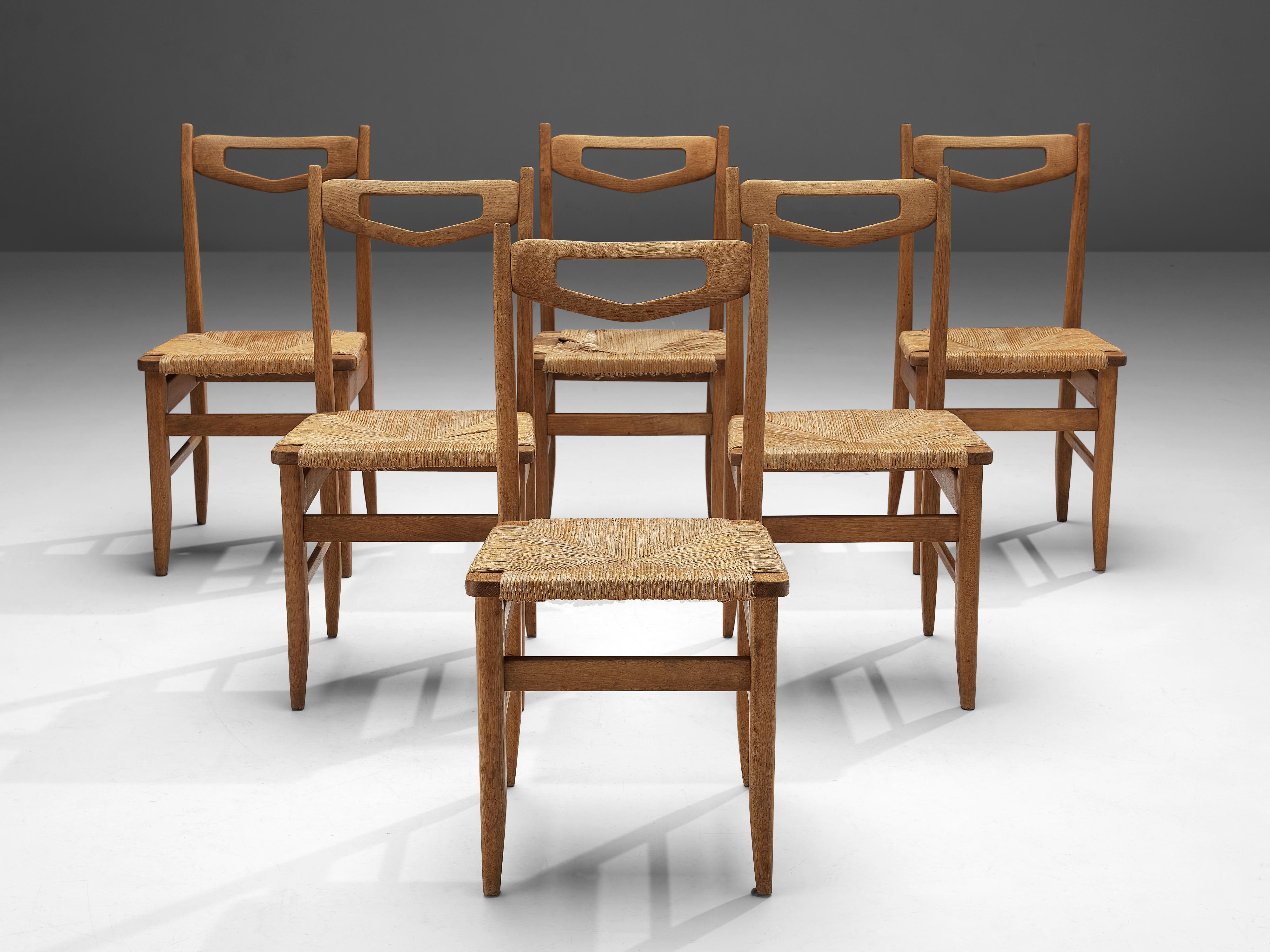 French Guillerme et Chambron Set of Six Dining Chairs in Oak with Rush Seats