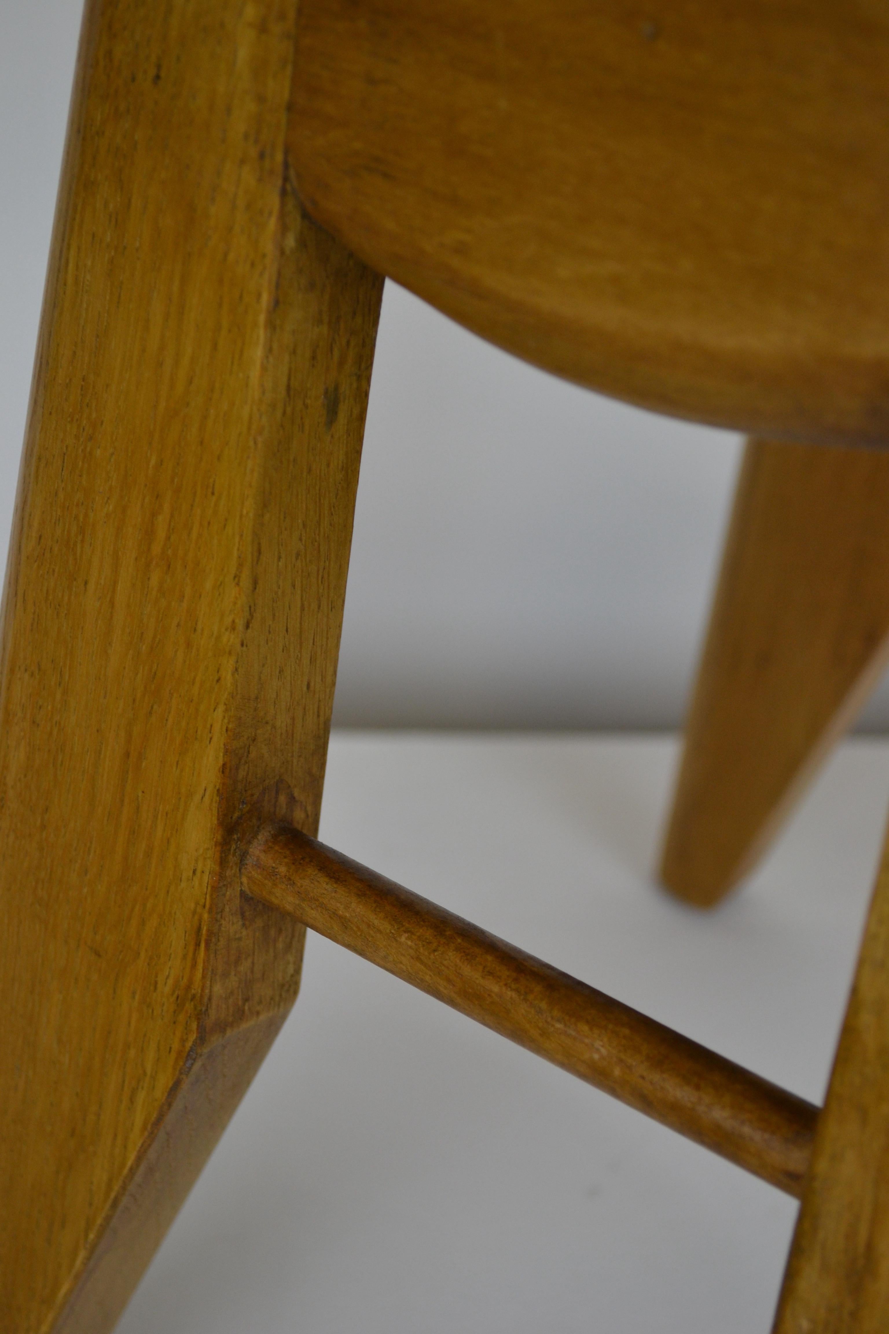 Guillerme et Chambron Set of Two Solid Oak Stools, France, 1960s For Sale 4
