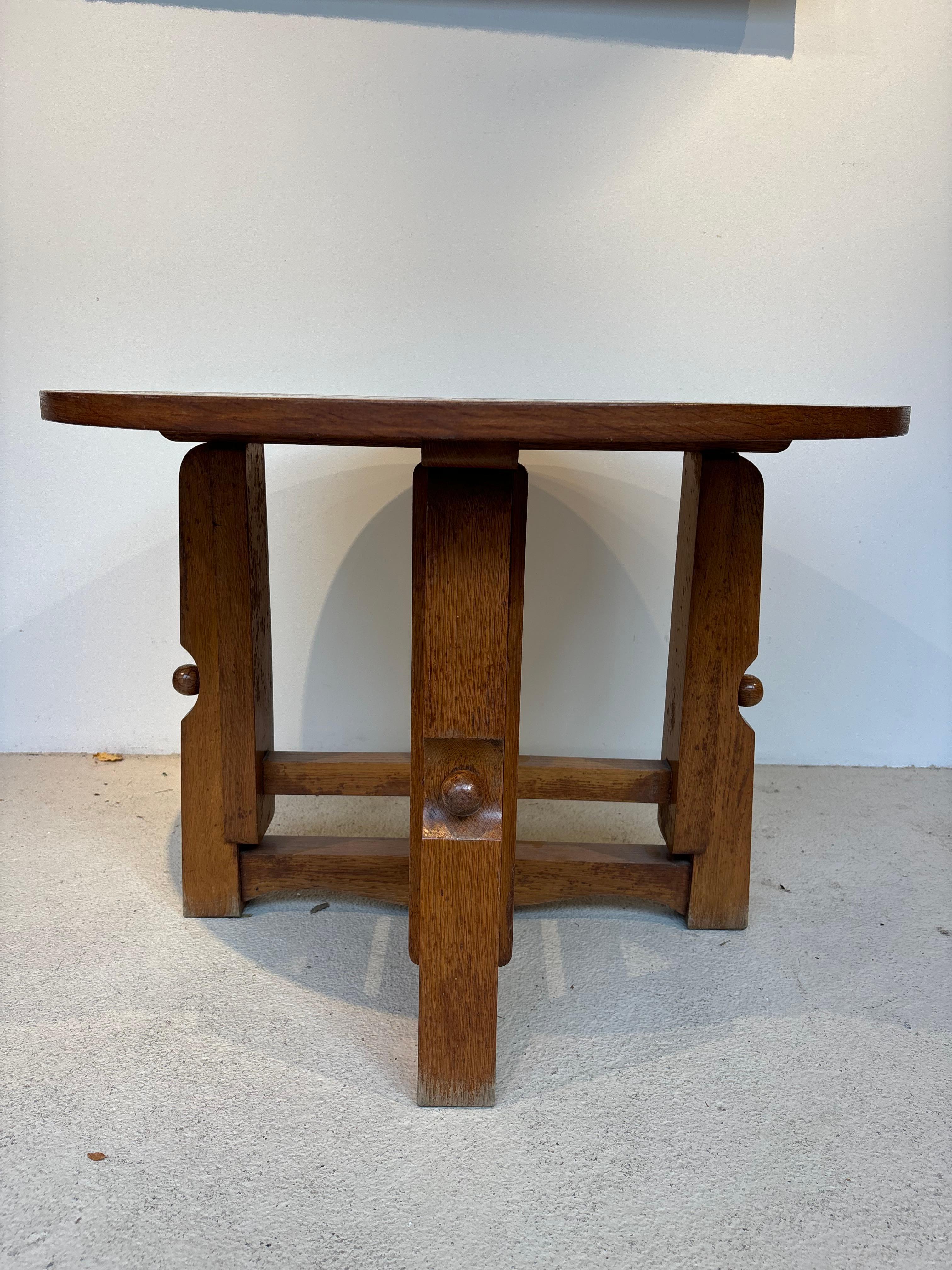 Mid-Century Modern Guillerme et Chambron side table For Sale