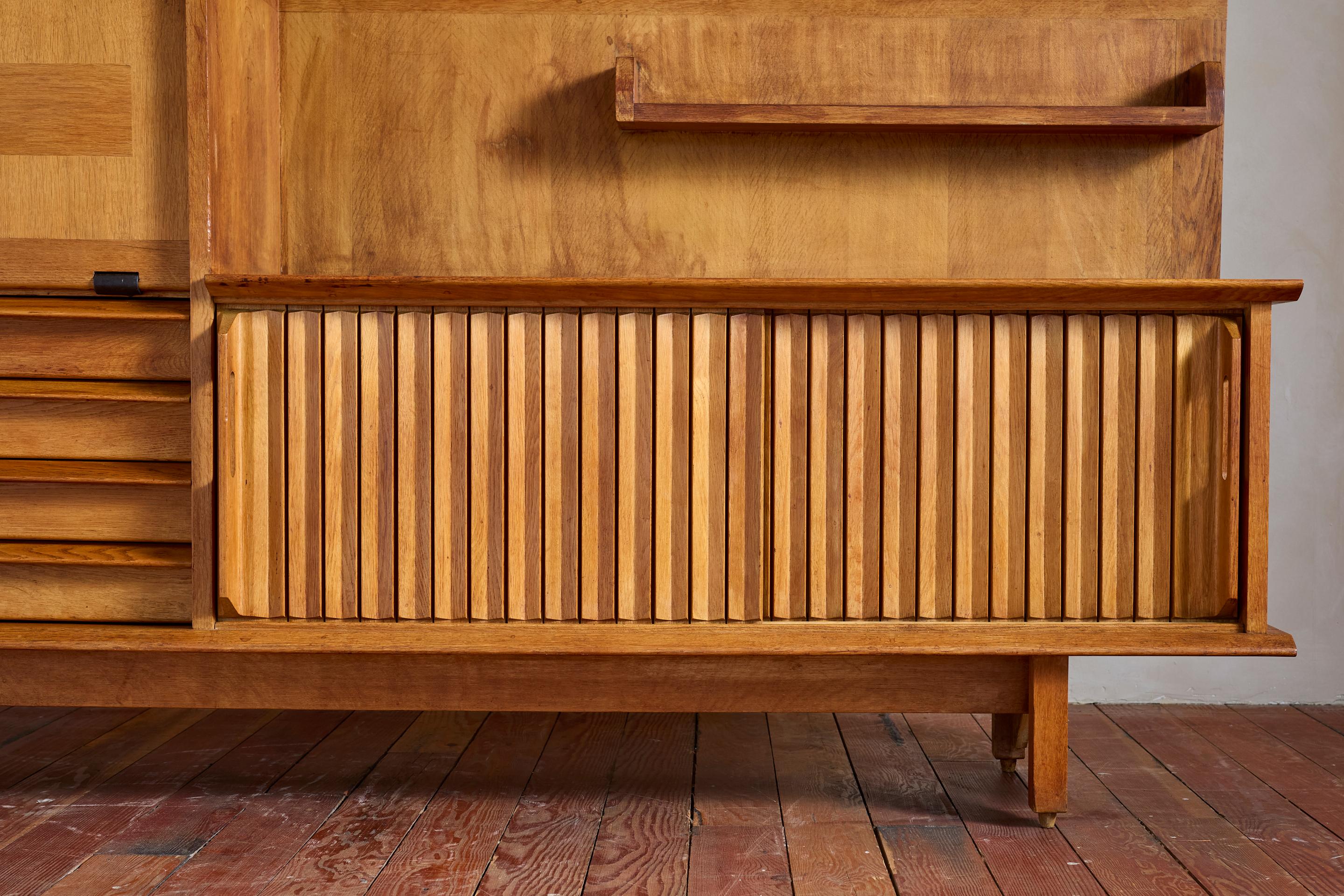 Guillerme et Chambron Sideboard with Lamp For Sale 8