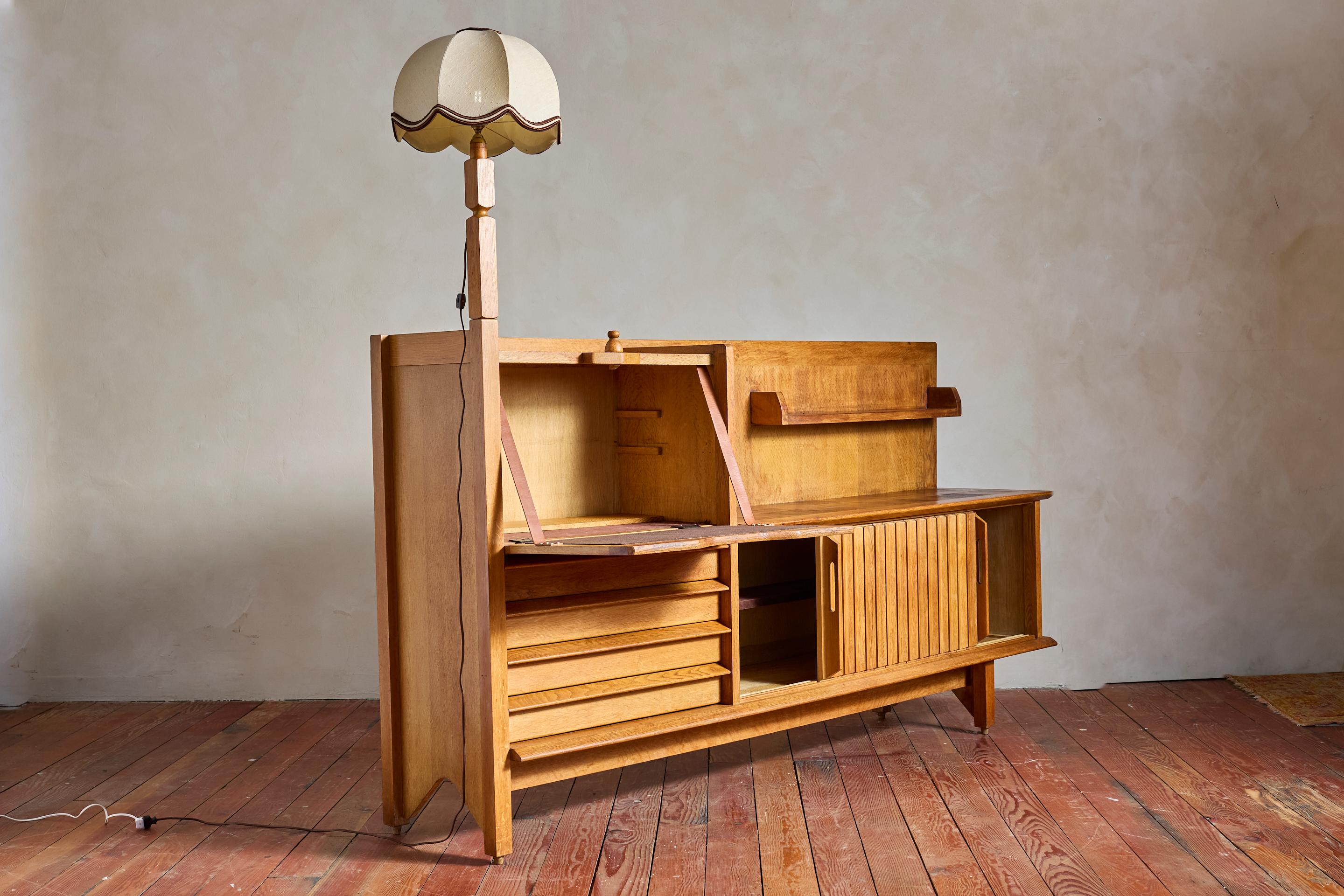 Guillerme et Chambron Sideboard with Lamp For Sale 3