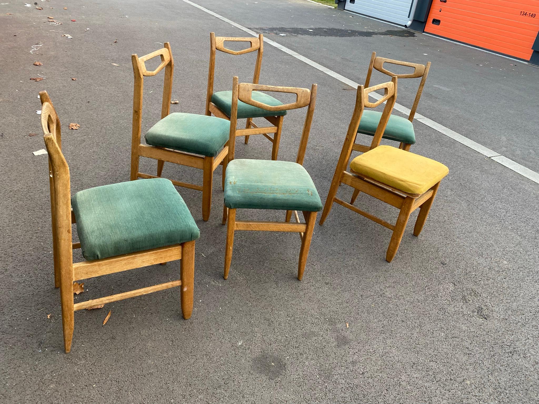 Guillerme et Chambron, Six Oak Chairs, Edition Votre Maison, circa 1970 For Sale 1