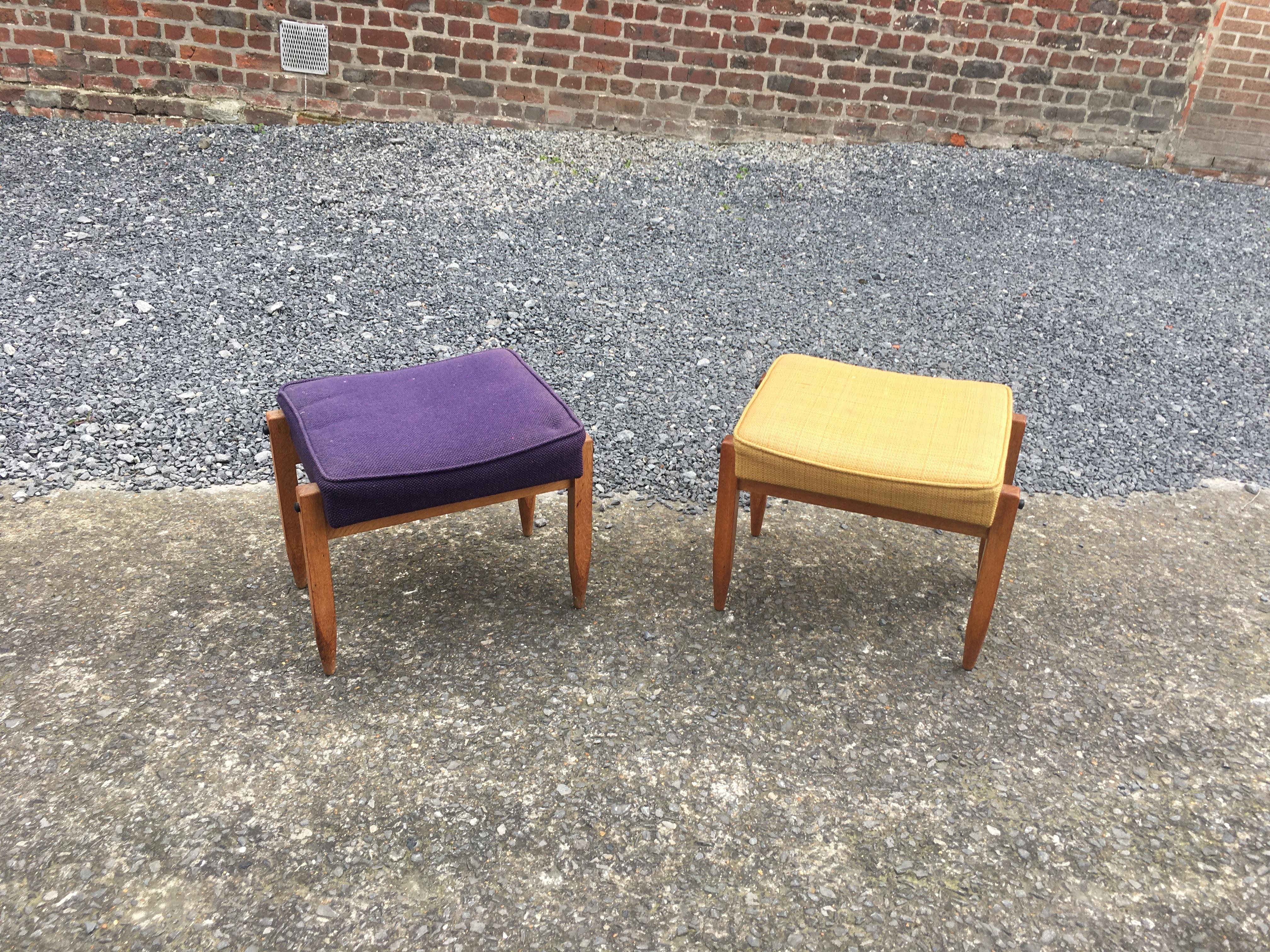 Guillerme et Chambron, three oak stool. Edition Votre Maison, circa 1970
original wool fabric in average condition.