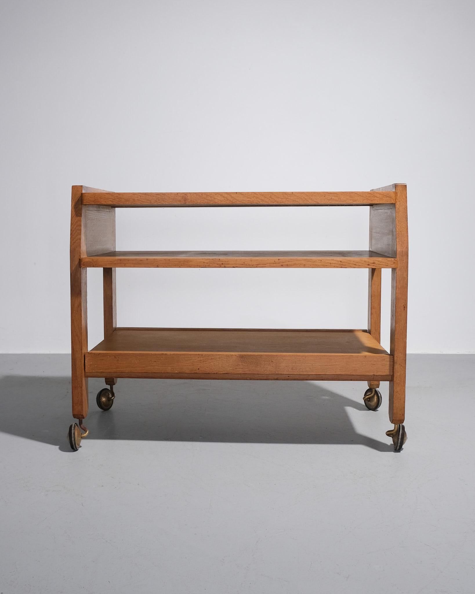 Mid-Century Modern Guillerme et Chambron Table de service sur roulettes Edition Votre Maison en vente