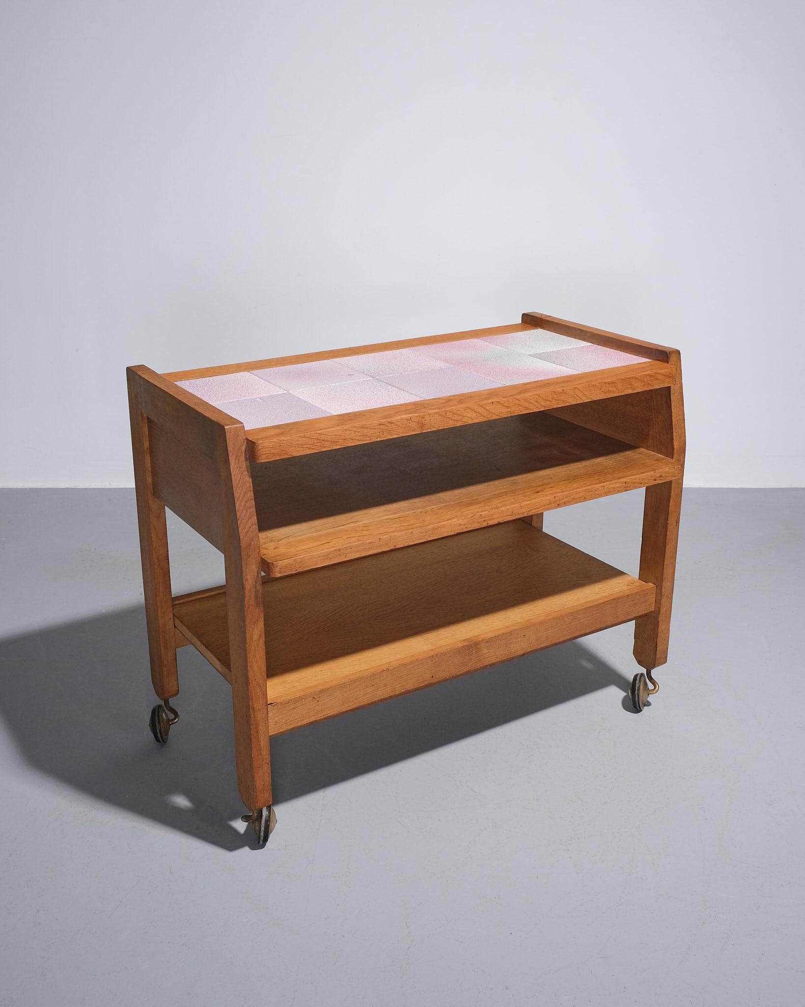Français Guillerme et Chambron Table de service sur roulettes Edition Votre Maison en vente