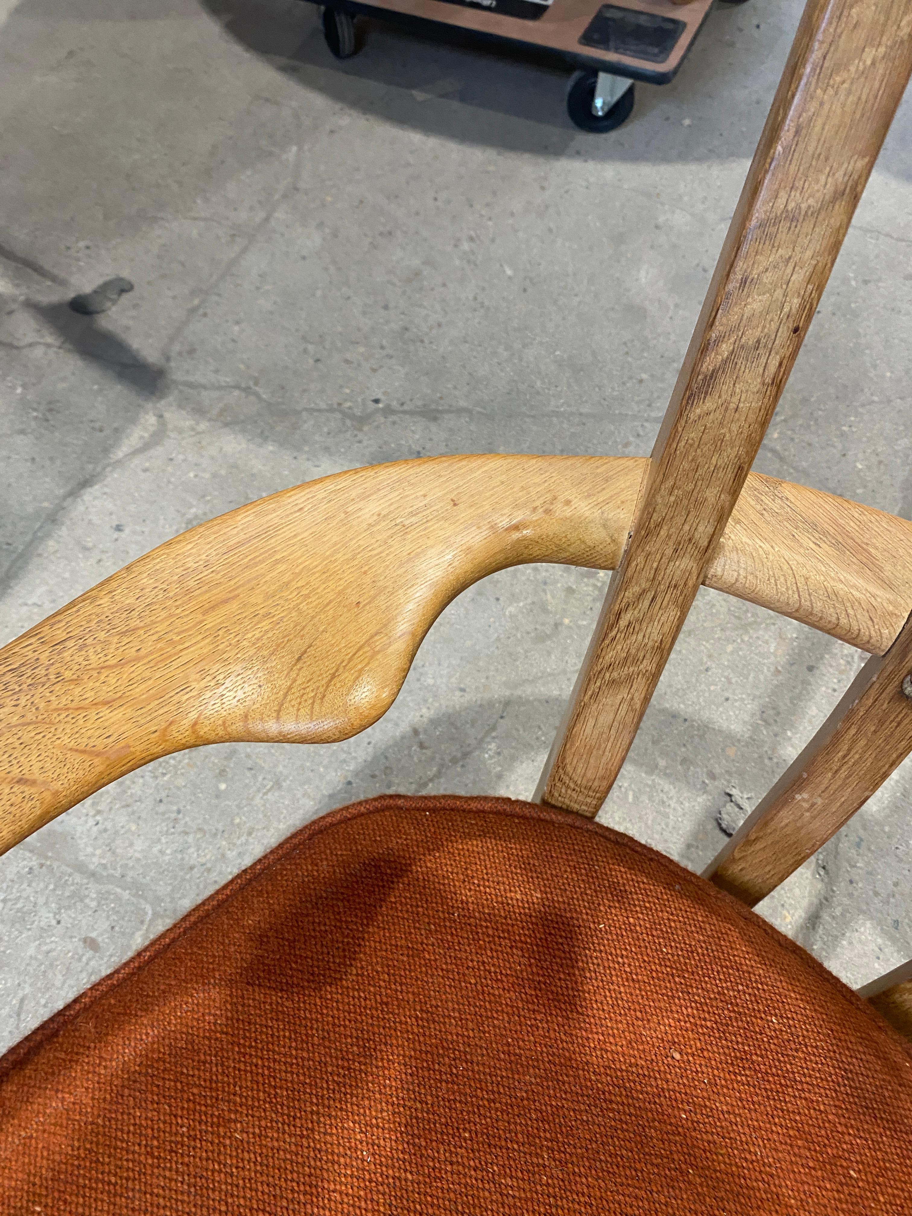 Guillerme et Chambron, due poltrone in Oak del 1970  repos ,  Votre Maison in vendita 2