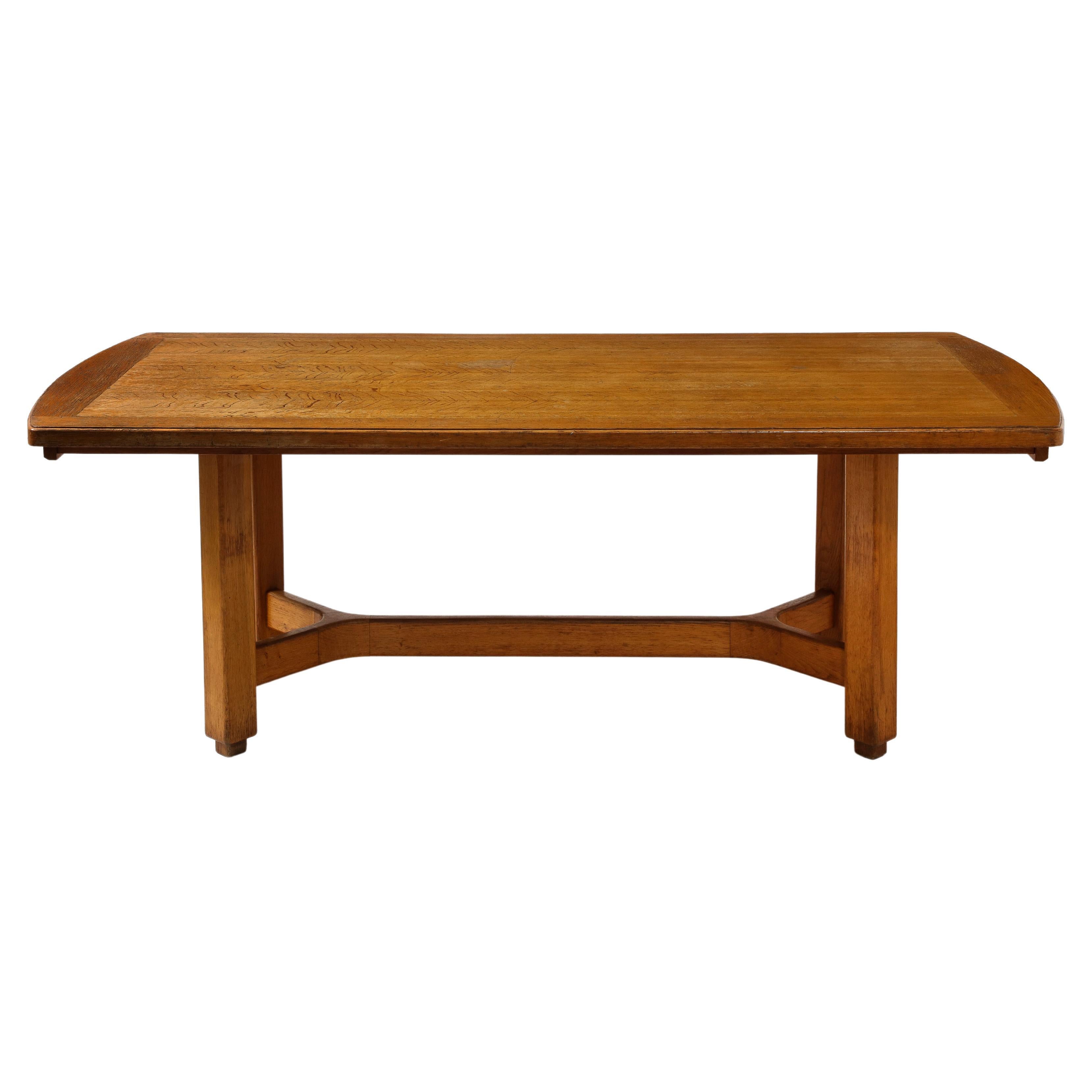 Guillerme et Chambron Votre Maison Gran mesa de comedor de roble, Francia Años 60