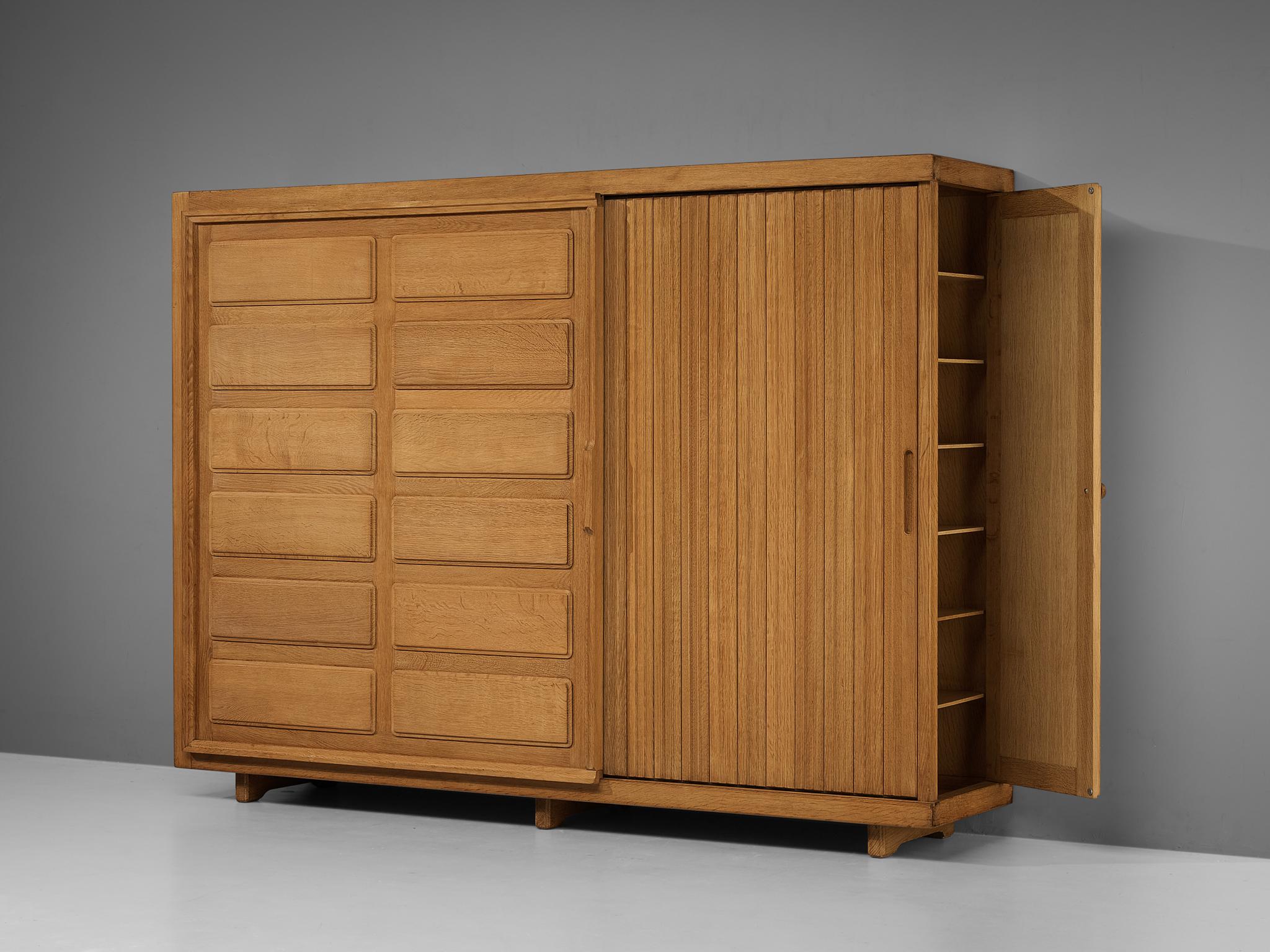Guillerme & Chambron Large Highboard in Oak with Carved Doors 5