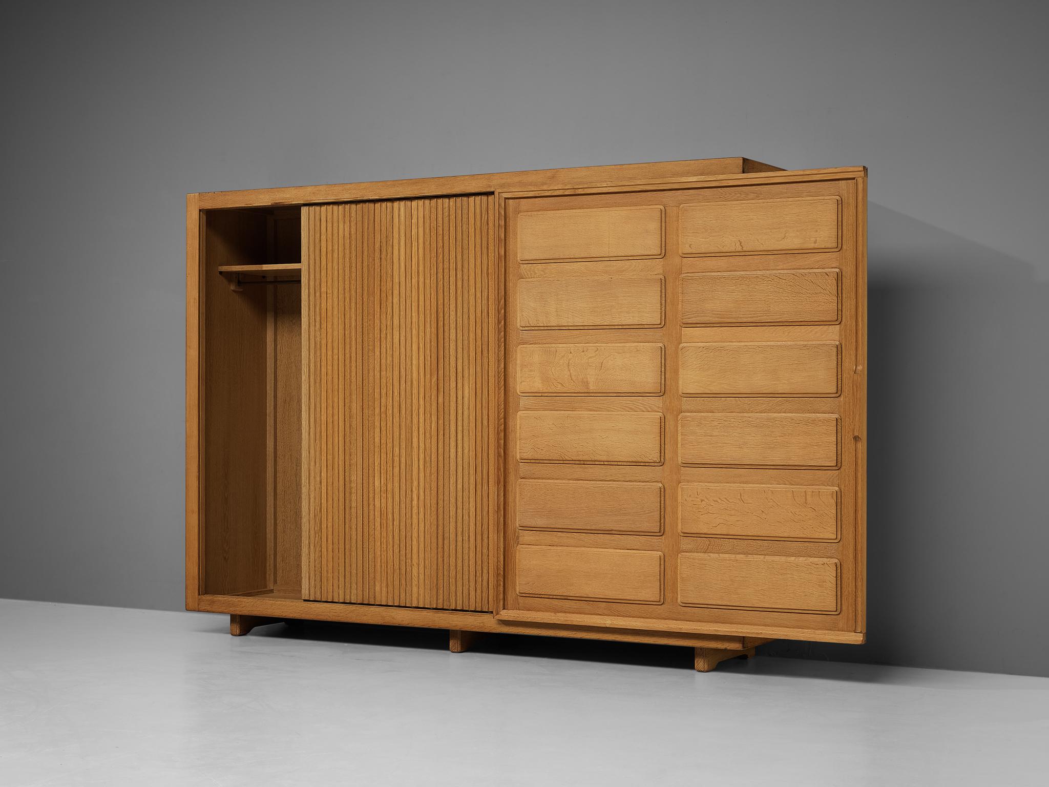 Guillerme & Chambron Large Highboard in Oak with Carved Doors 11