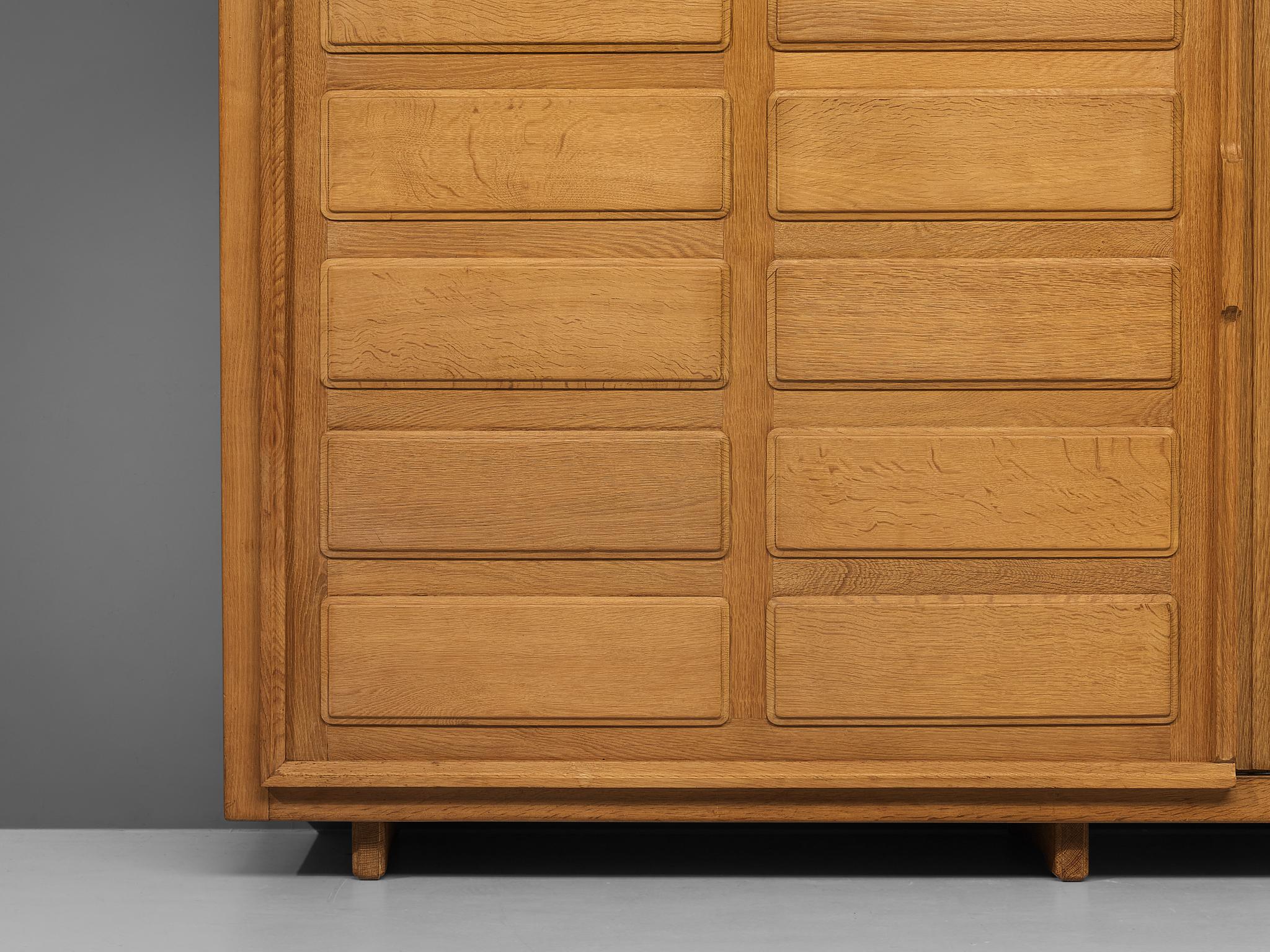 Guillerme & Chambron Large Highboard in Oak with Carved Doors 1