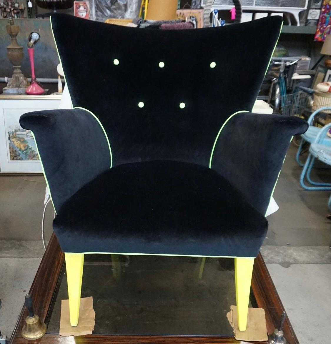 Mid-20th Century Guillermo Eyelash Wing Chair Newly Upholstered Armchair in Black Velvet, 1950s For Sale