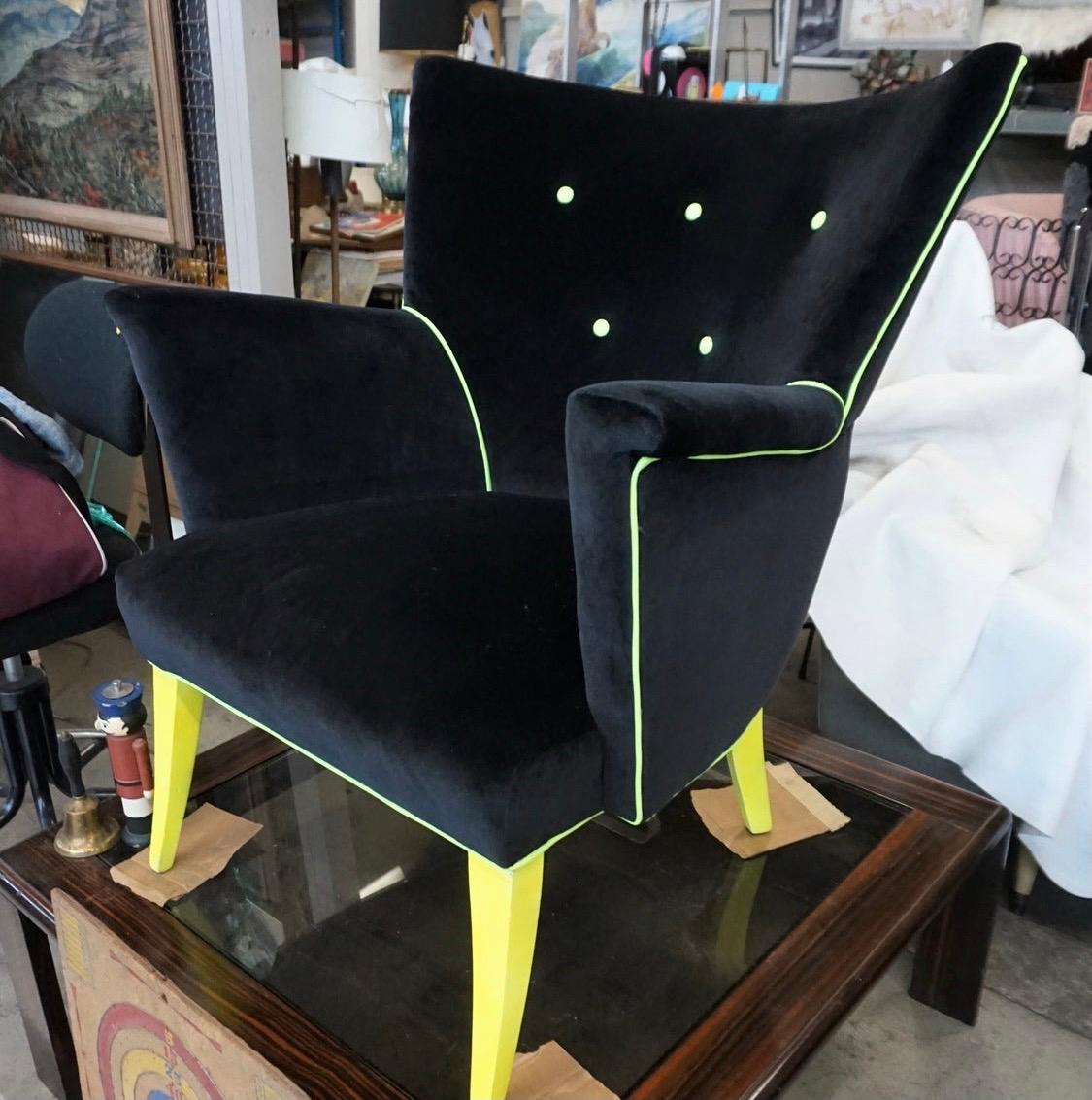Guillermo Eyelash Wing Chair Newly Upholstered Armchair in Black Velvet, 1950s For Sale 1