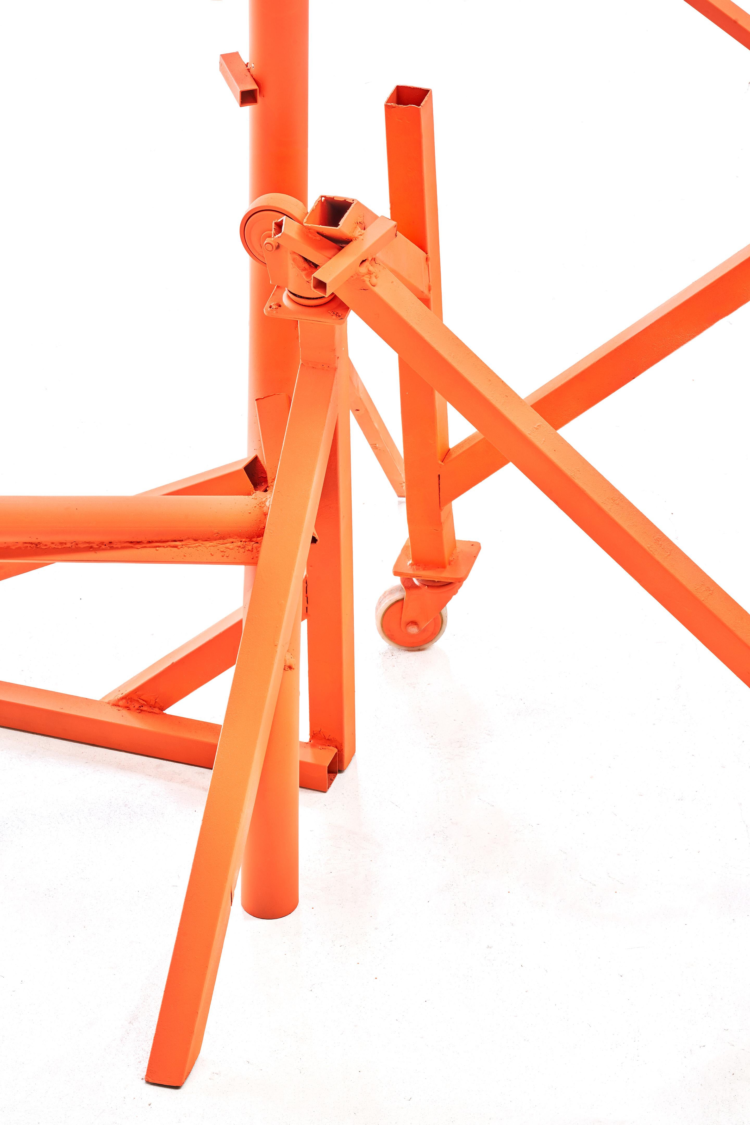Zeitgenössisches orangefarbenes Schreibtisch-/Bücherregal von Guillermo Santomá Contemporary Design  (Spanisch) im Angebot
