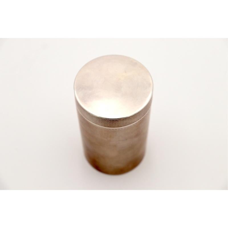 19th Century Guilloche silver box in cylindrical shape For Sale