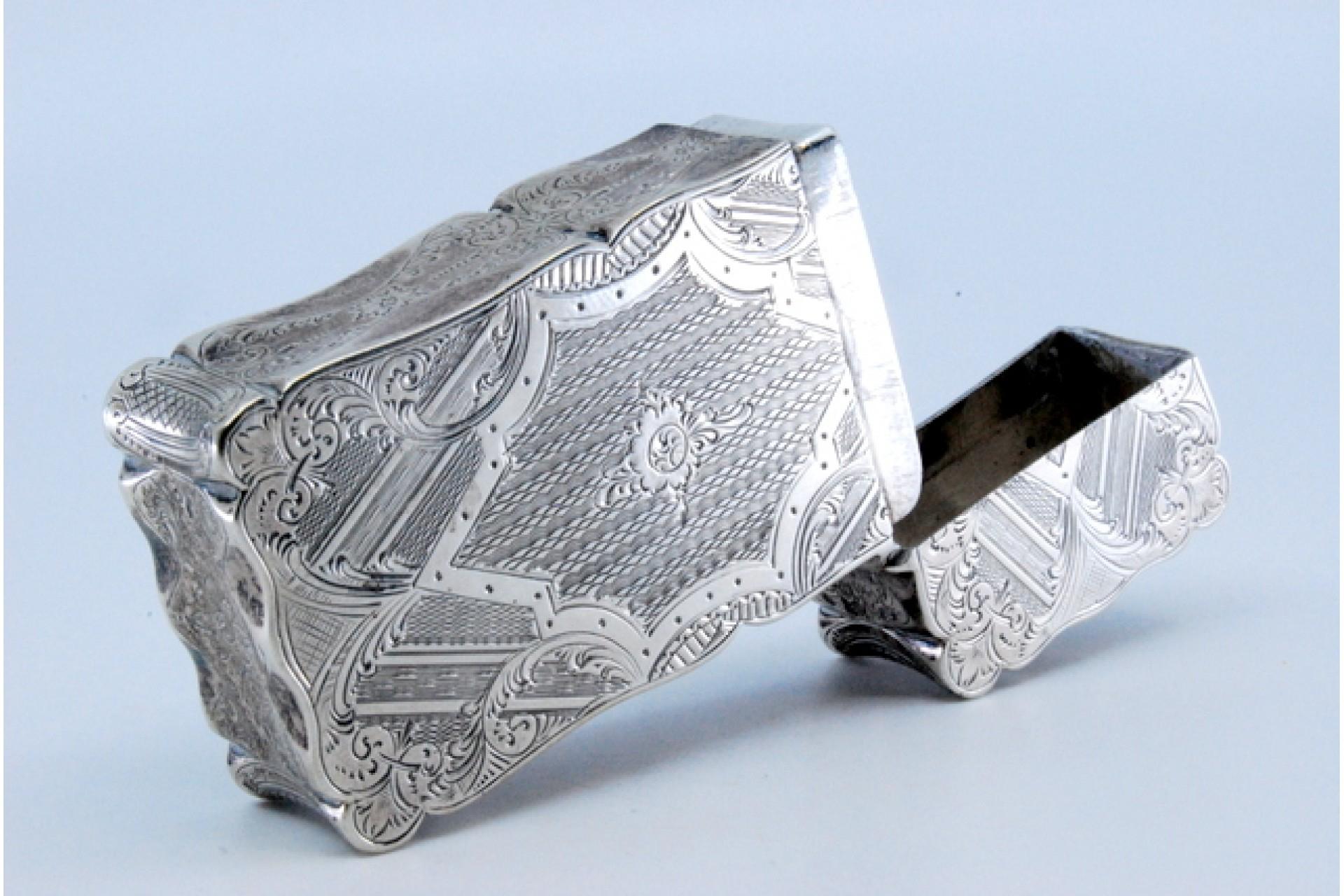 18th Century Guilloche silver cardboard box with engraved city motifs and wavy border For Sale