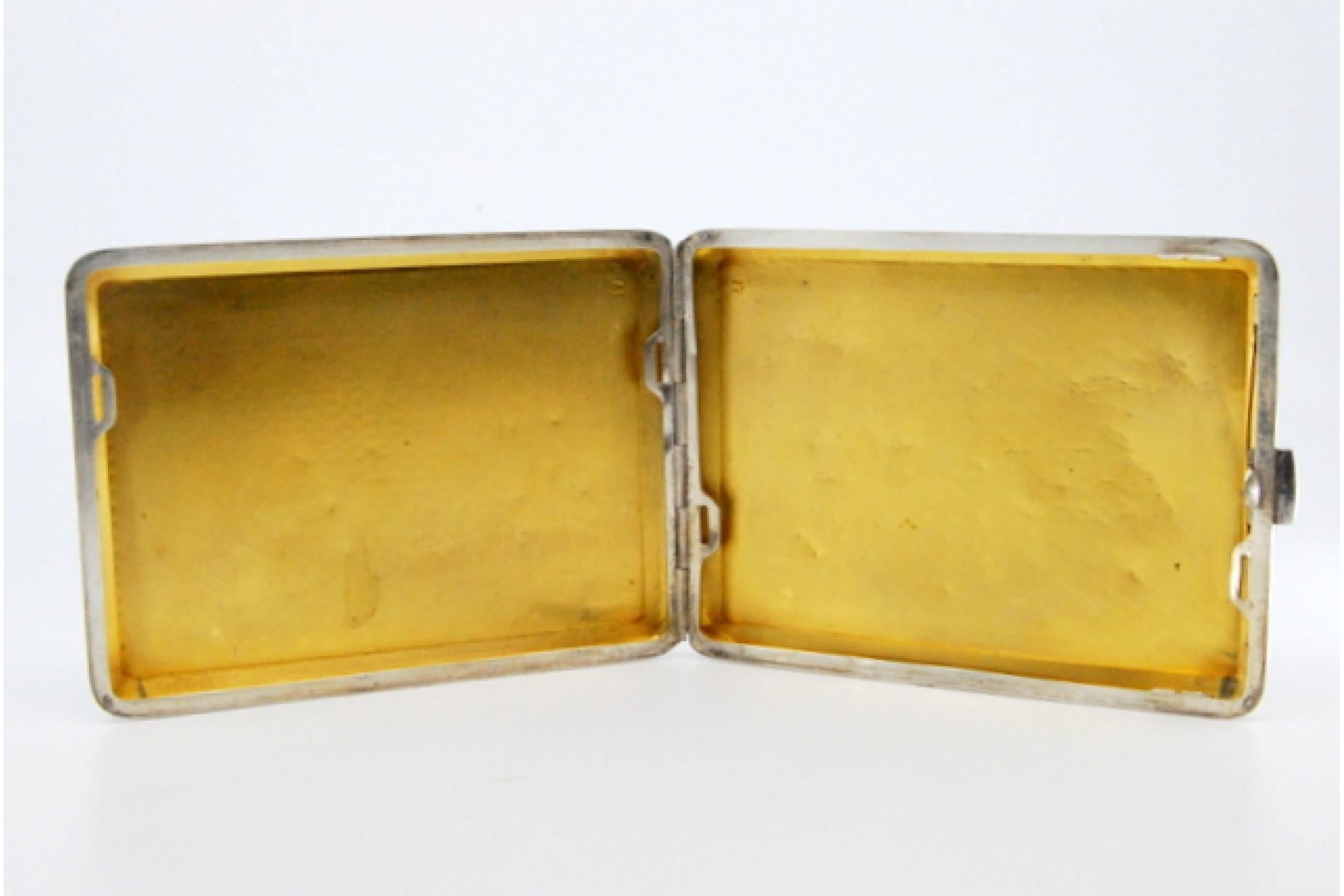 Guilloche silver cigarette case with monogram card, gold interior and hinged lid (19. Jahrhundert) im Angebot
