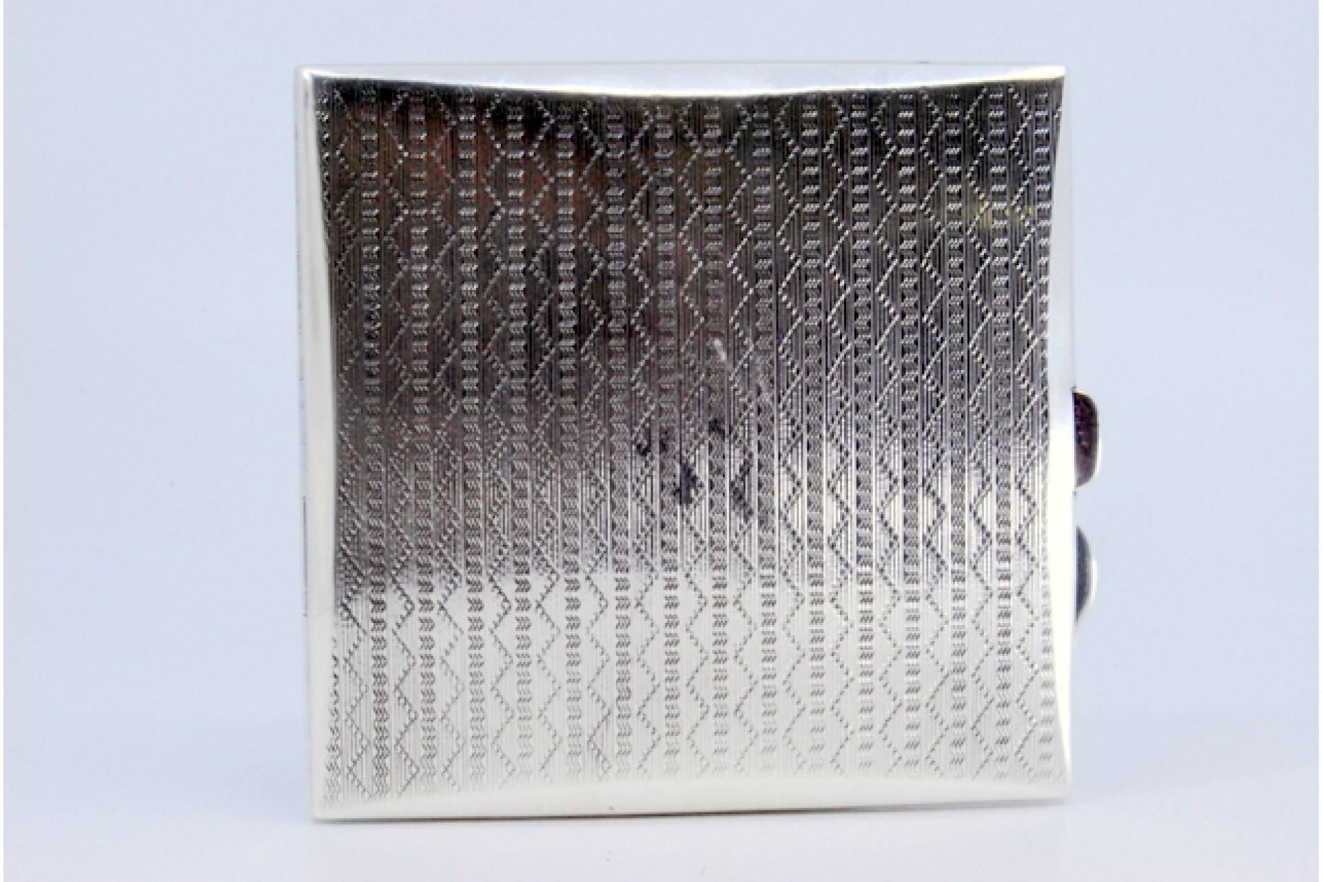 Guilloche silver cigarette case with monogram card, gold interior and hinged lid im Angebot 1