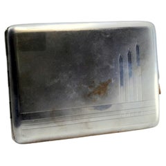 Guilloche silver cigarette case with polished bands on matte ground, hinged lid