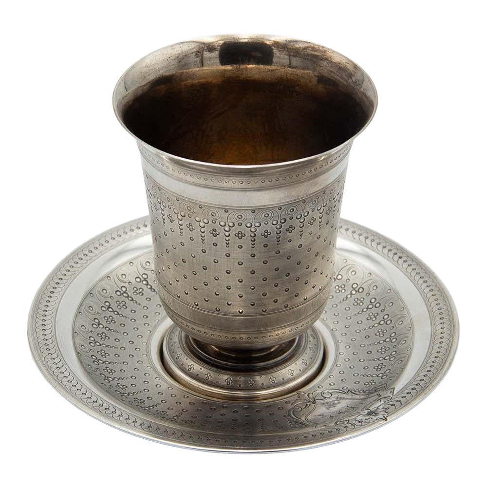 Guilloche silver cup and plate For Sale