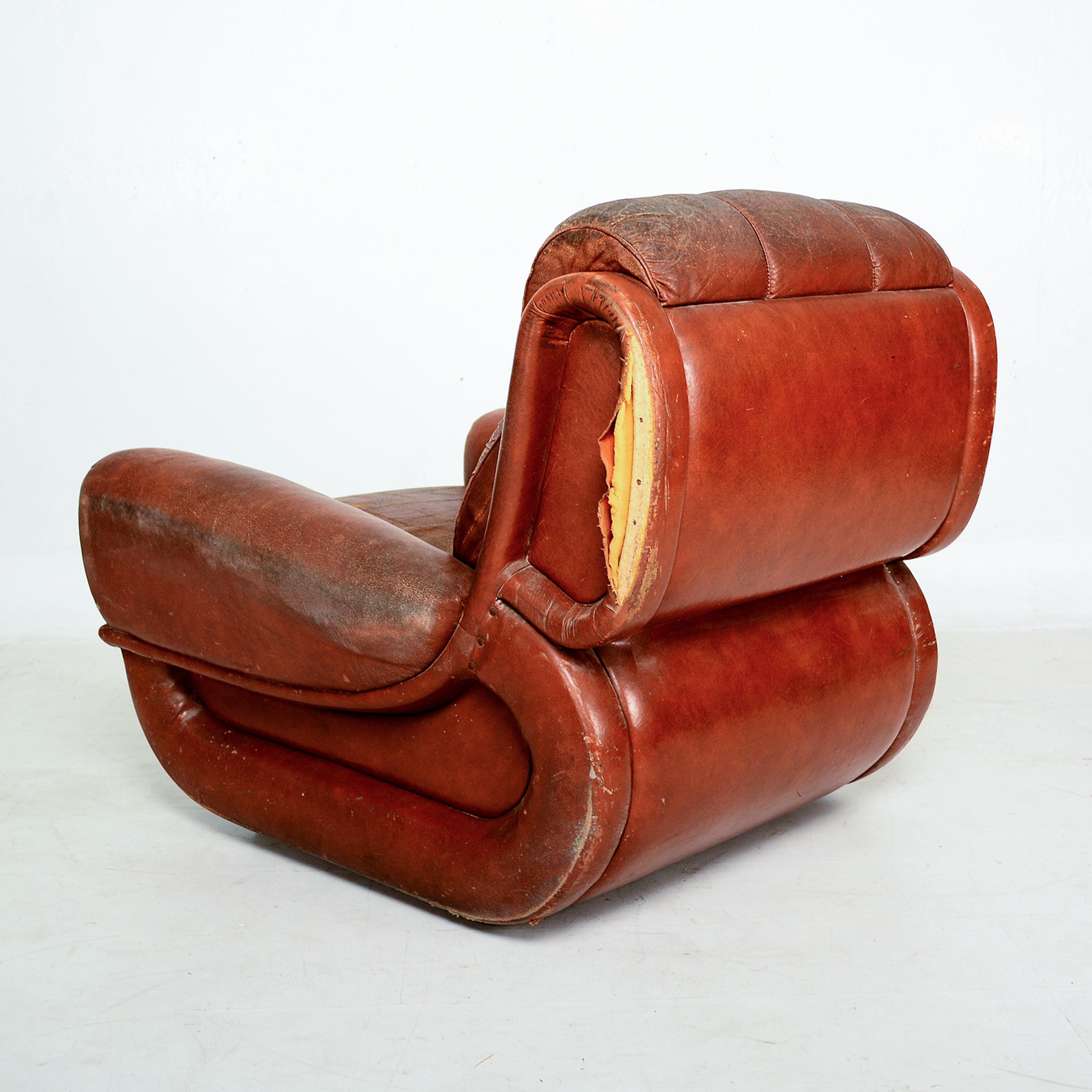 Mid-20th Century Guiseppe Munari for Poltrona Italian Lounge Chairs Tobacco Leather, Italy 1960s