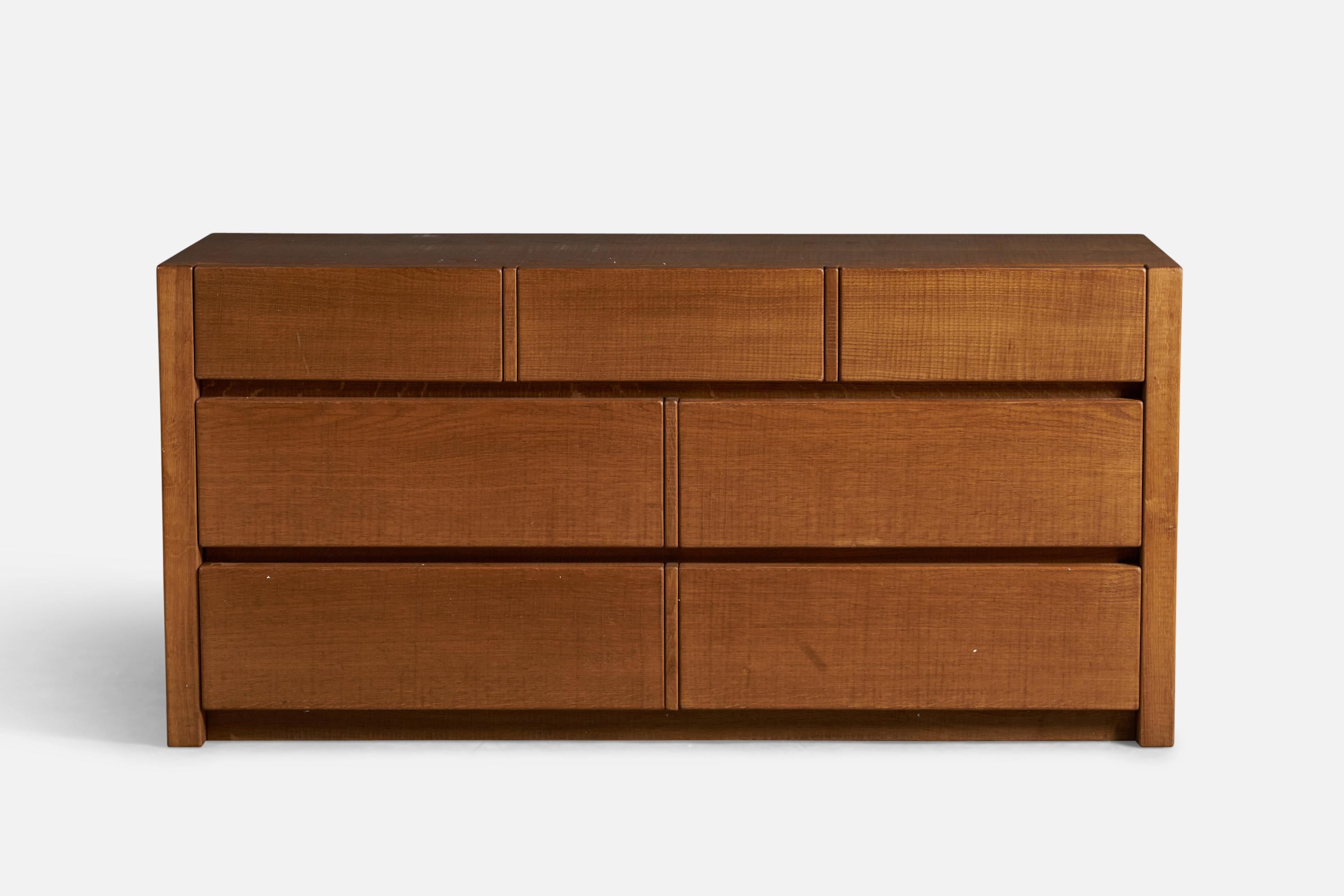 Italian Guiseppe Rivadossi, Chest of Drawers, Oak, Italy, 1980s For Sale