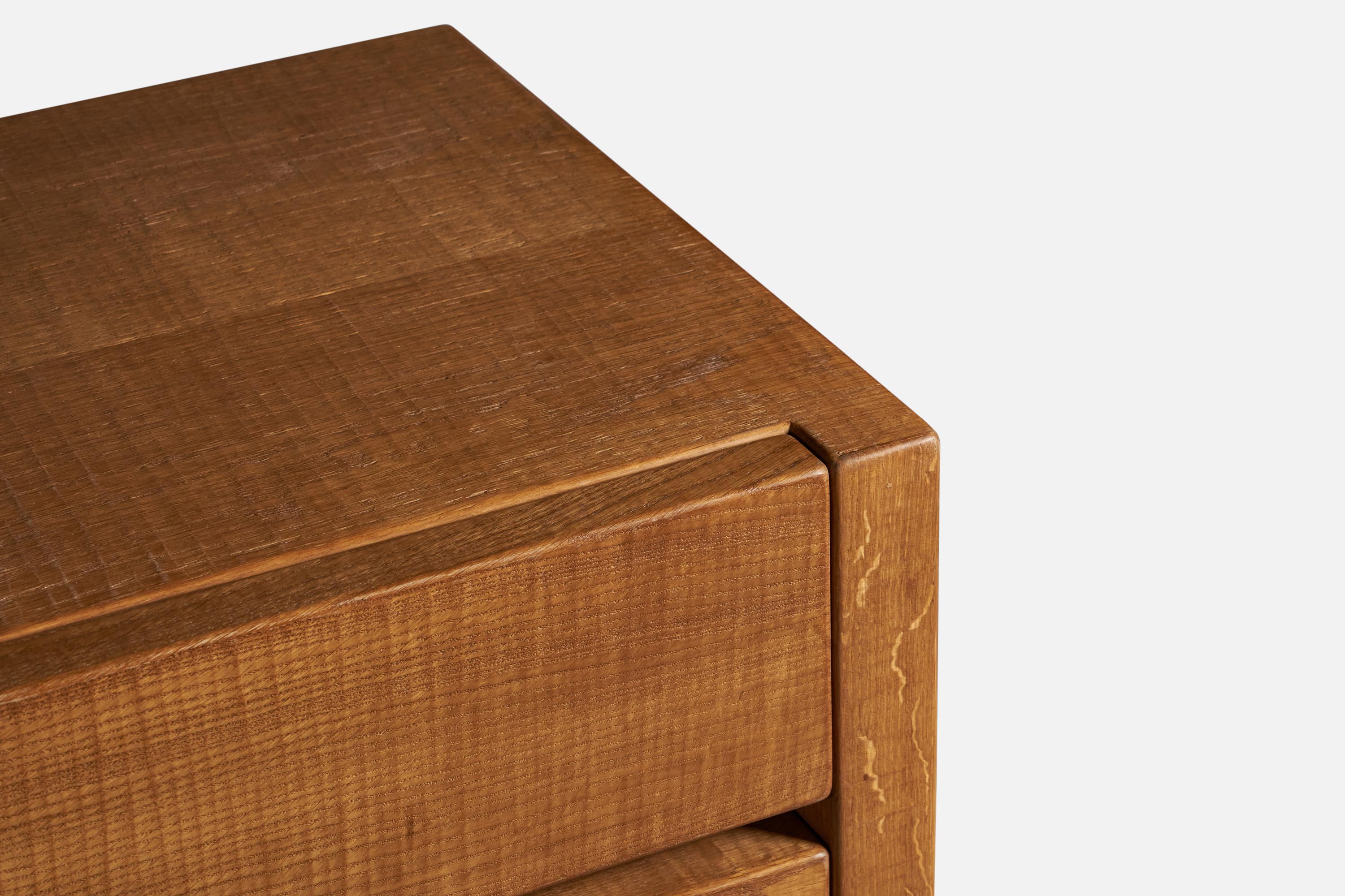 Guiseppe Rivadossi, Chest of Drawers, Oak, Italy, 1980s For Sale 1