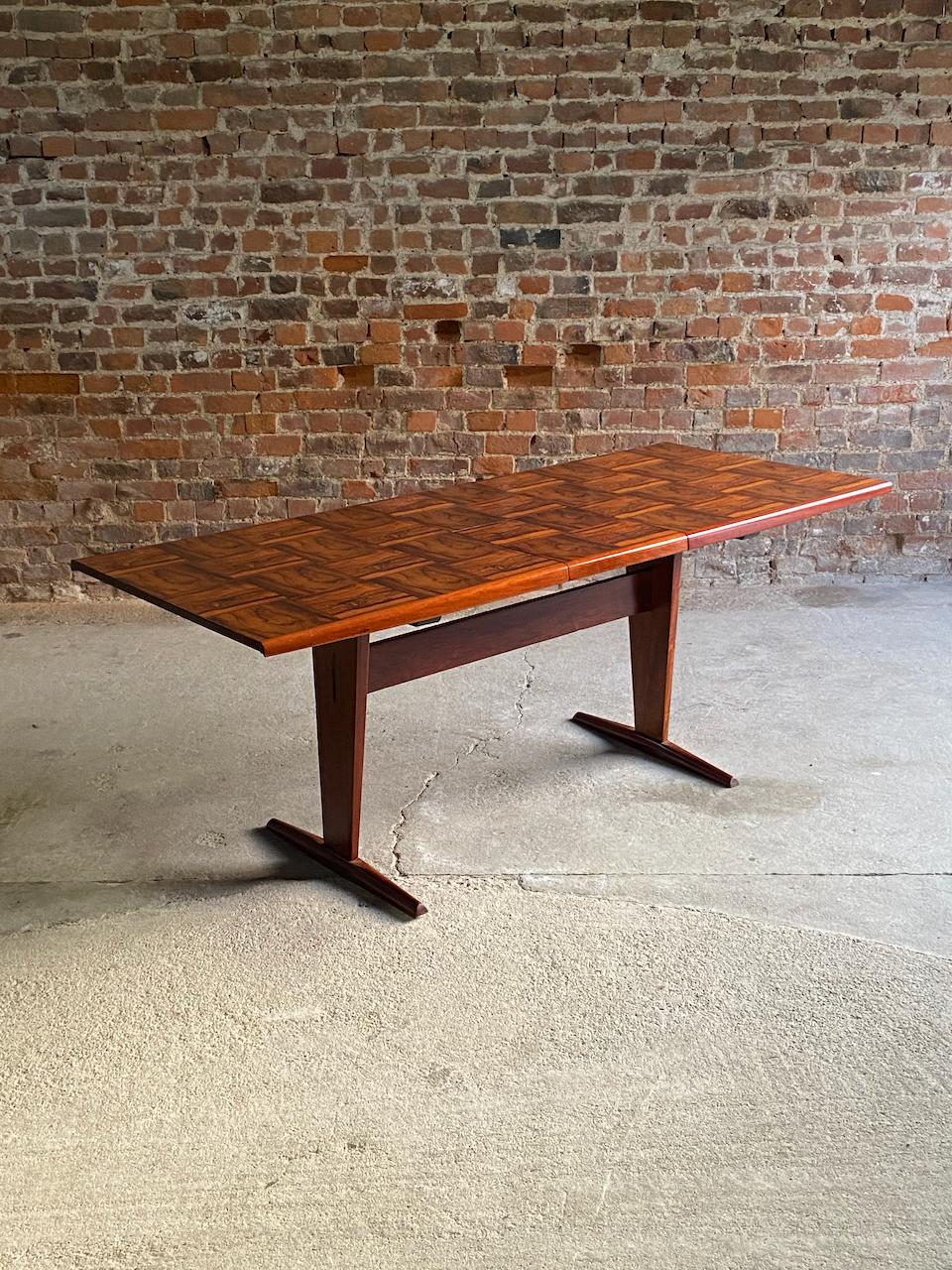  Guiseppe Scapinelli Parquetry Rosewood Dining Table Brazil 1950 For Sale 6