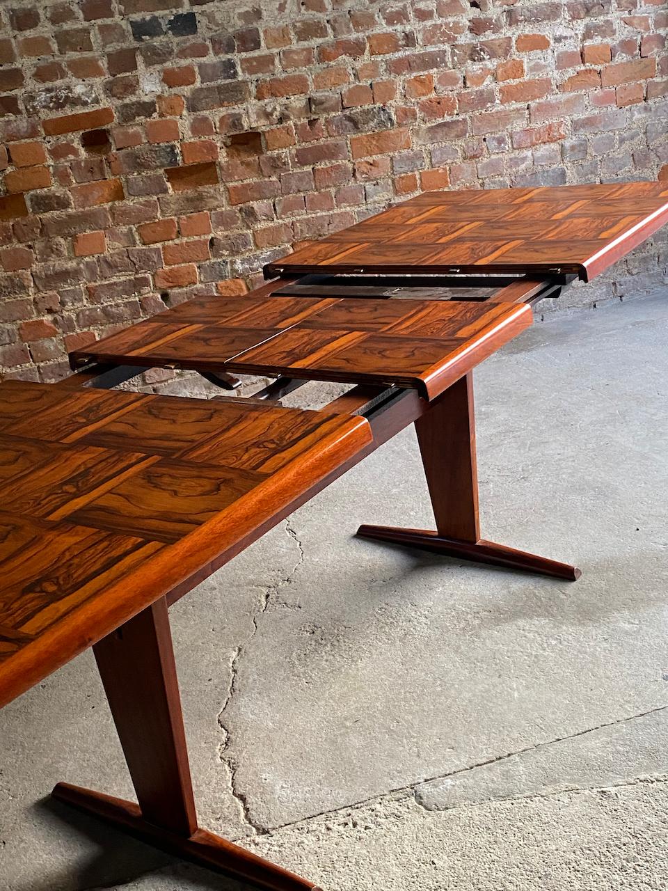 Brazilian  Guiseppe Scapinelli Parquetry Rosewood Dining Table Brazil 1950 For Sale
