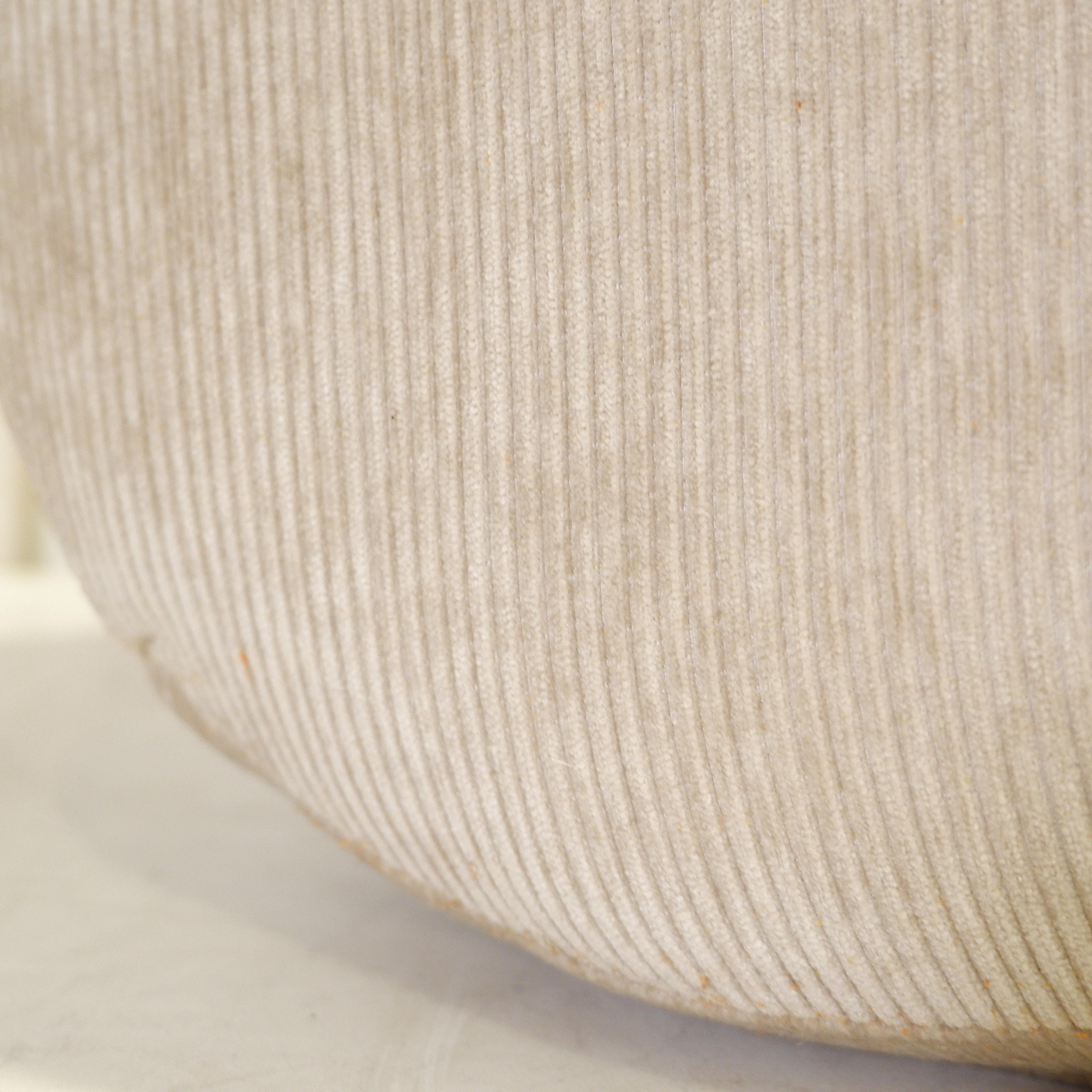 Fabric Guisseppe Raimondi/Gufram armchair For Sale