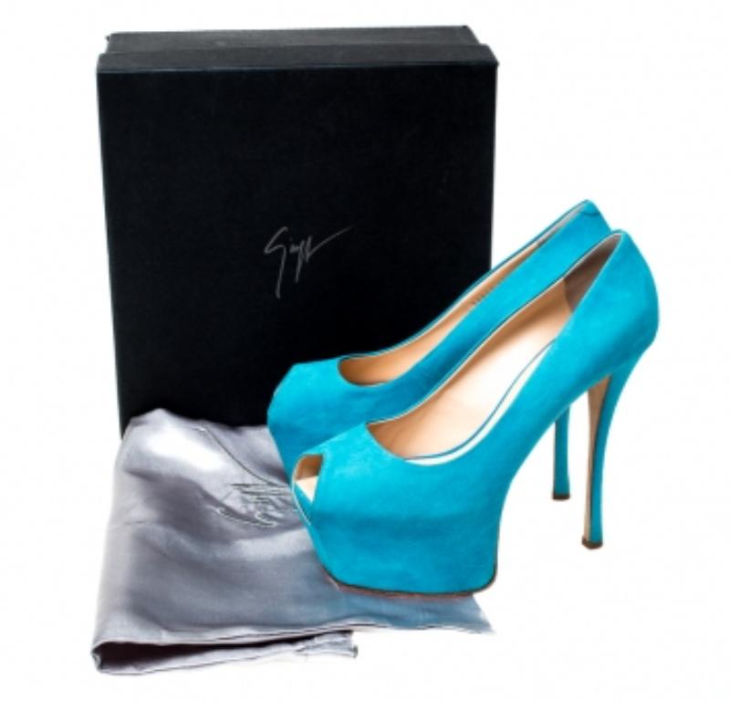 Guisuppe Zanotti escarpins à bout ouvert en daim bleu lézard taille 40 en vente 2