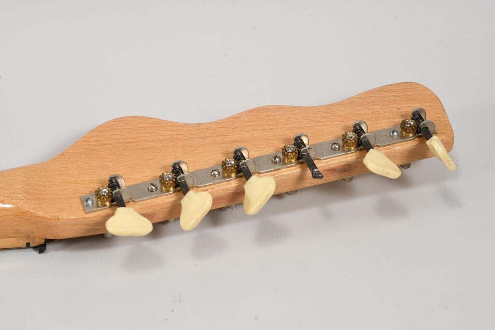 Wood Guitar, Bontempi CHB84 1G13 For Sale