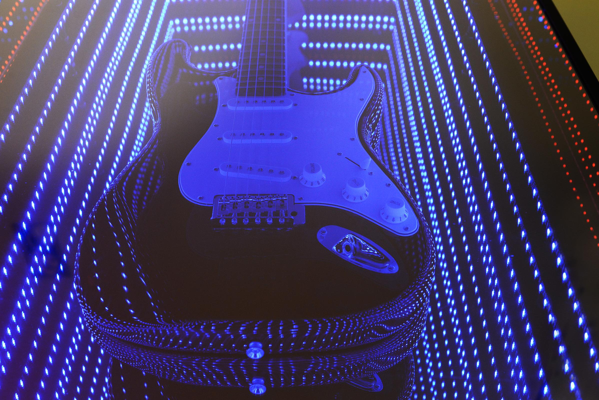 Glass Guitar Infiny Wall Decoration Mirror with Led Lights For Sale