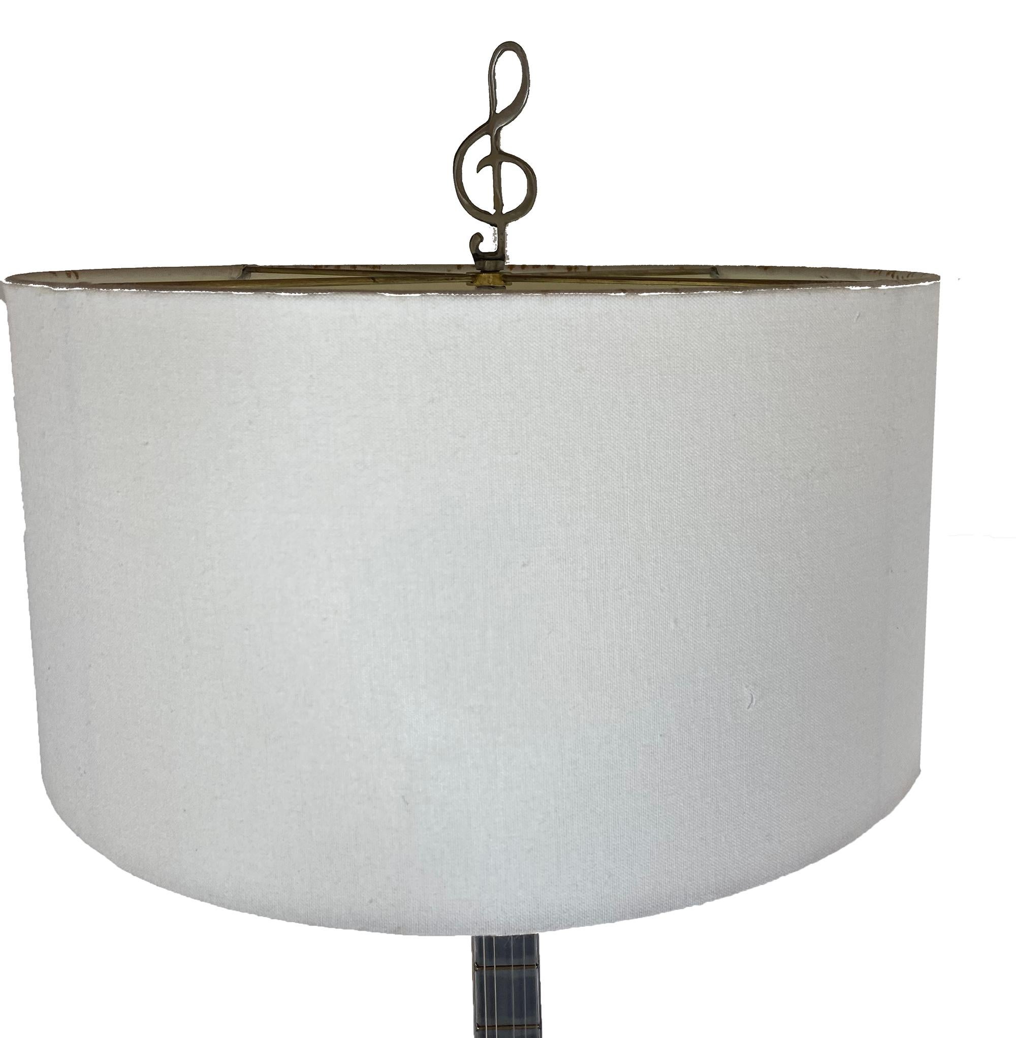 American Guitar Table Lamp