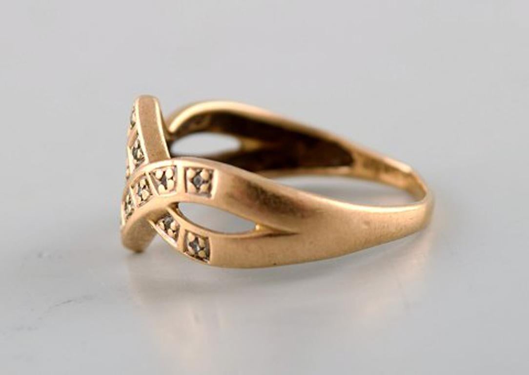 Guldfynd Ab Sweden 18 Karat Gold Ring with 17 Brilliant Cut Diamonds