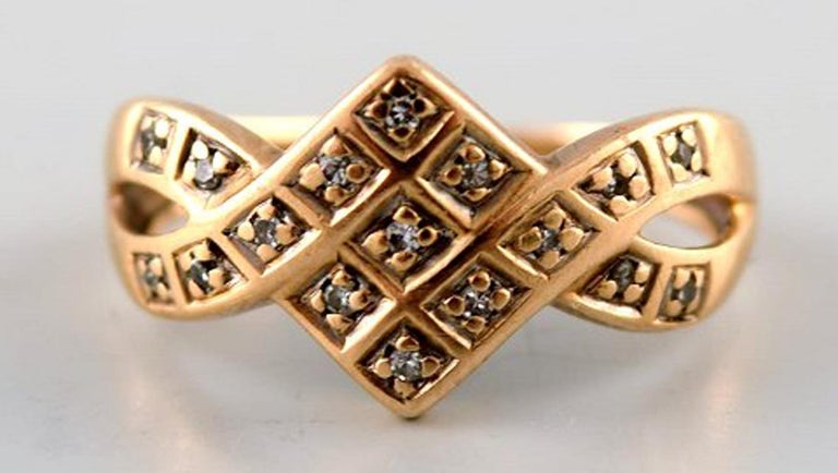 Guldfynd Ab 'Sweden' 18 Karat Gold Ring with 17 Brilliant-Cut Diamonds at  1stDibs | platinum ring guldfynd