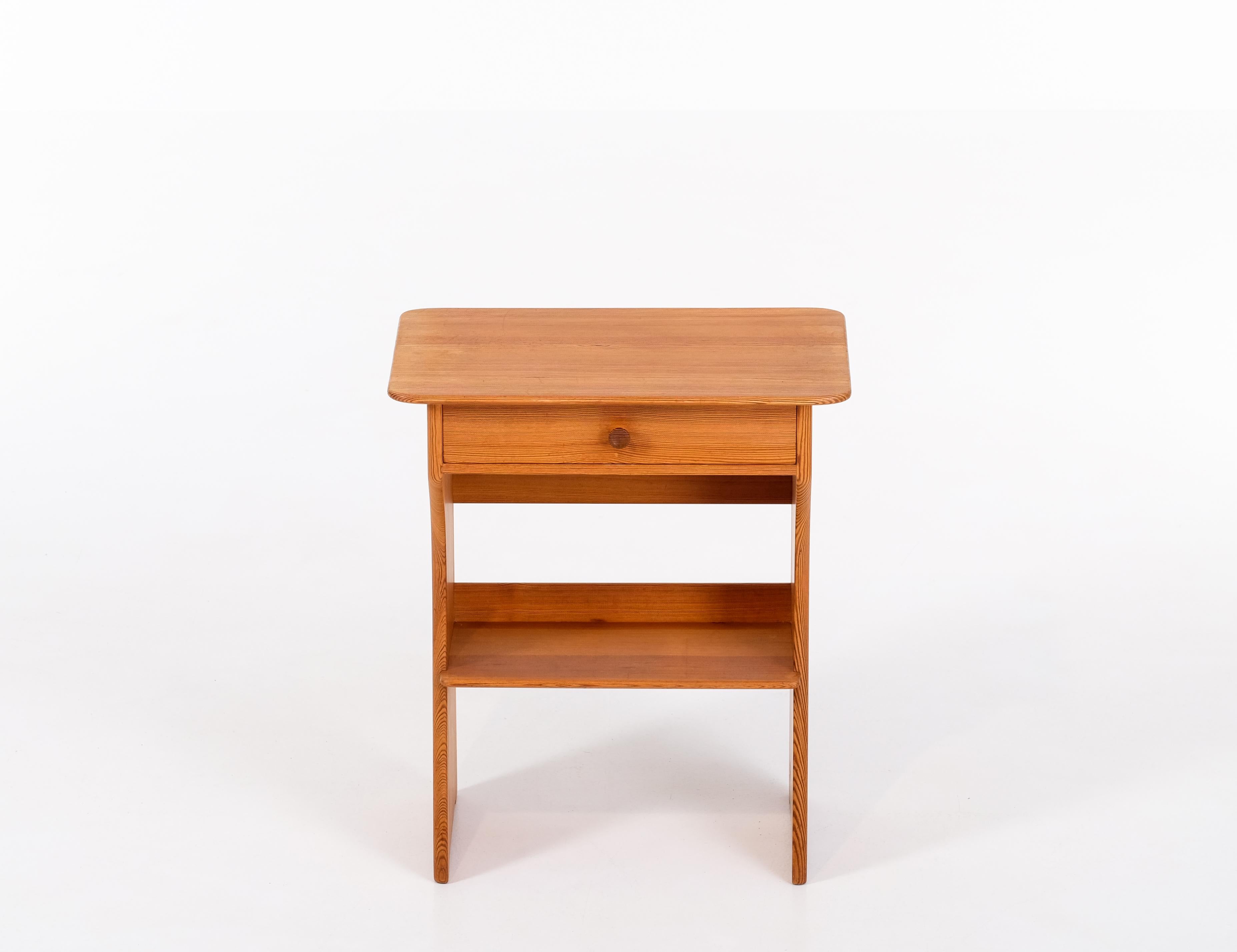 Suédois Table de chevetuldheden de Carl Malmsten, années 1960 en vente