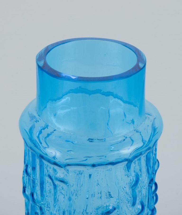 Gullaskruf, Sweden, glass vase in blue mouth-blown art glass.  In Excellent Condition For Sale In Copenhagen, DK
