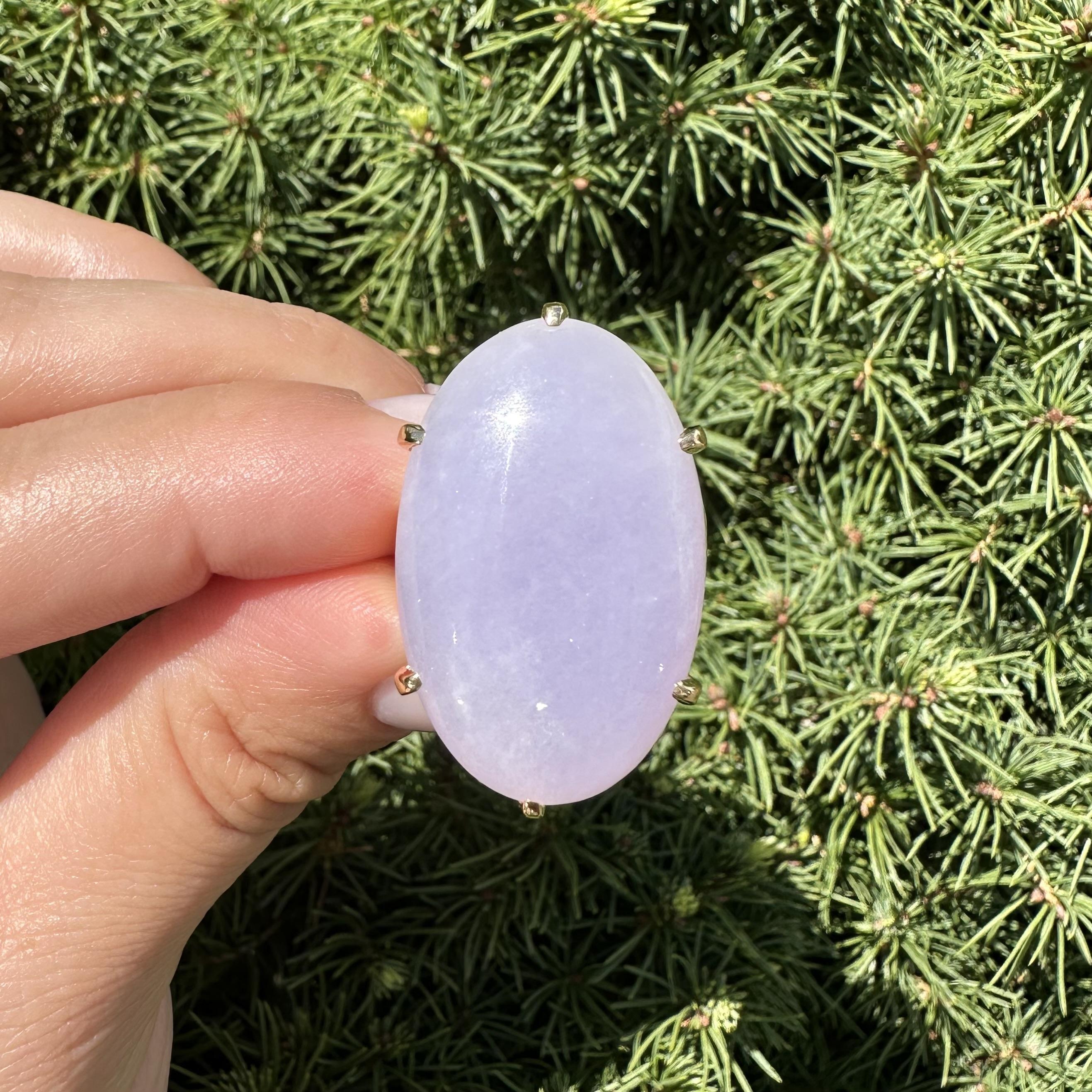 Anello solitario di giada lavanda viola GIA 34ct in oro 18k di grandi dimensioni in vendita 2