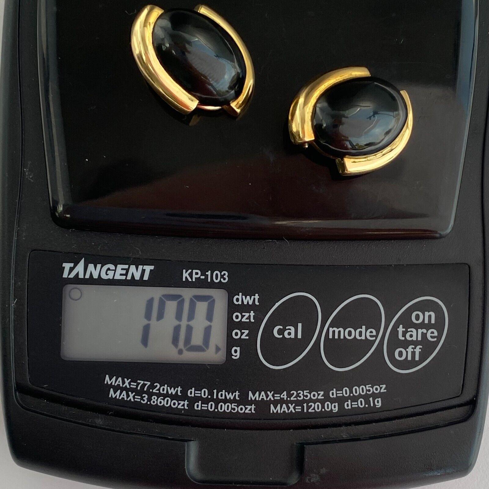 Gump's Boucles d'oreilles en or jaune 18 carats et onyx noir Excellent état - En vente à Los Angeles, CA