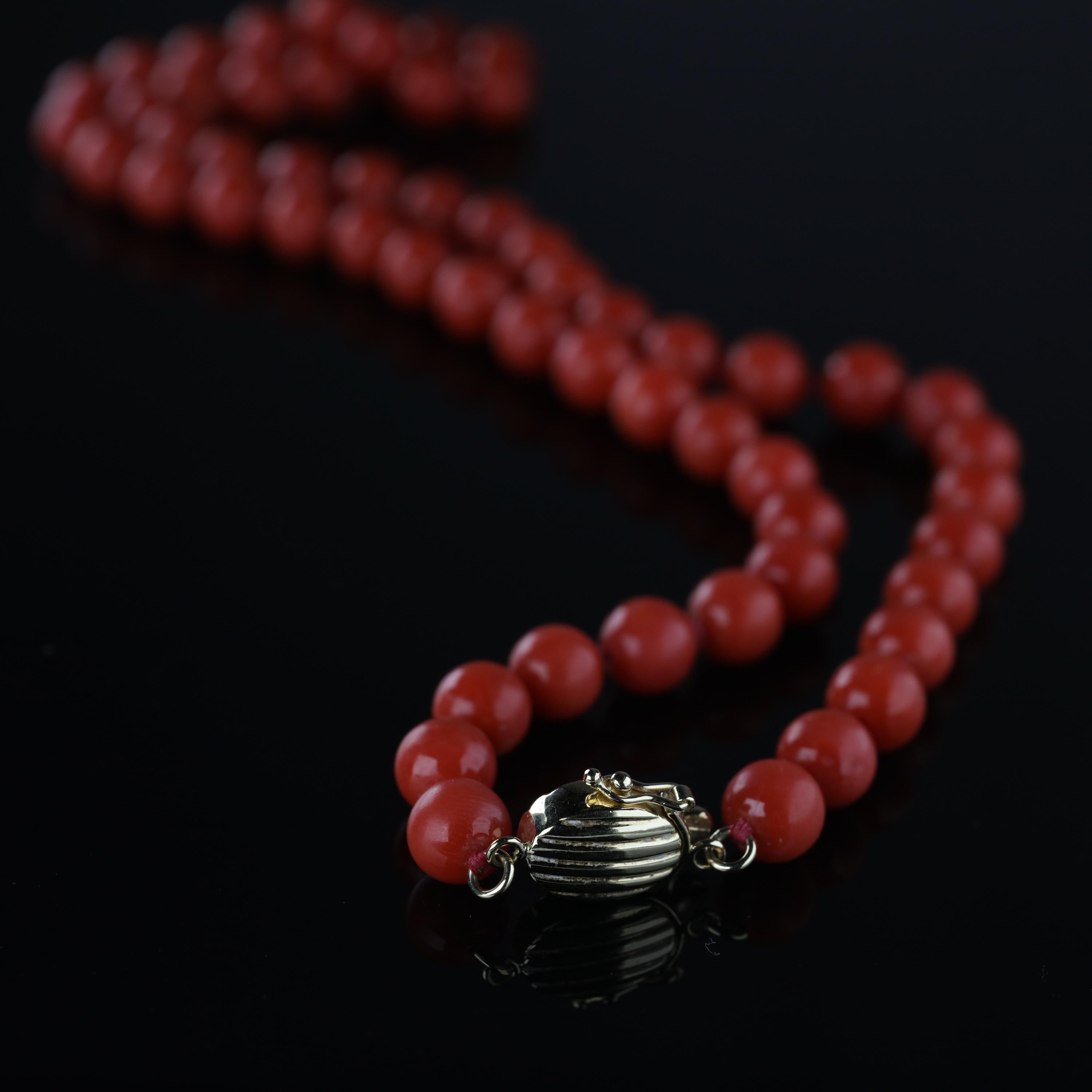 Gump's Fine Coral Necklace Is Exquisite and Rare 9
