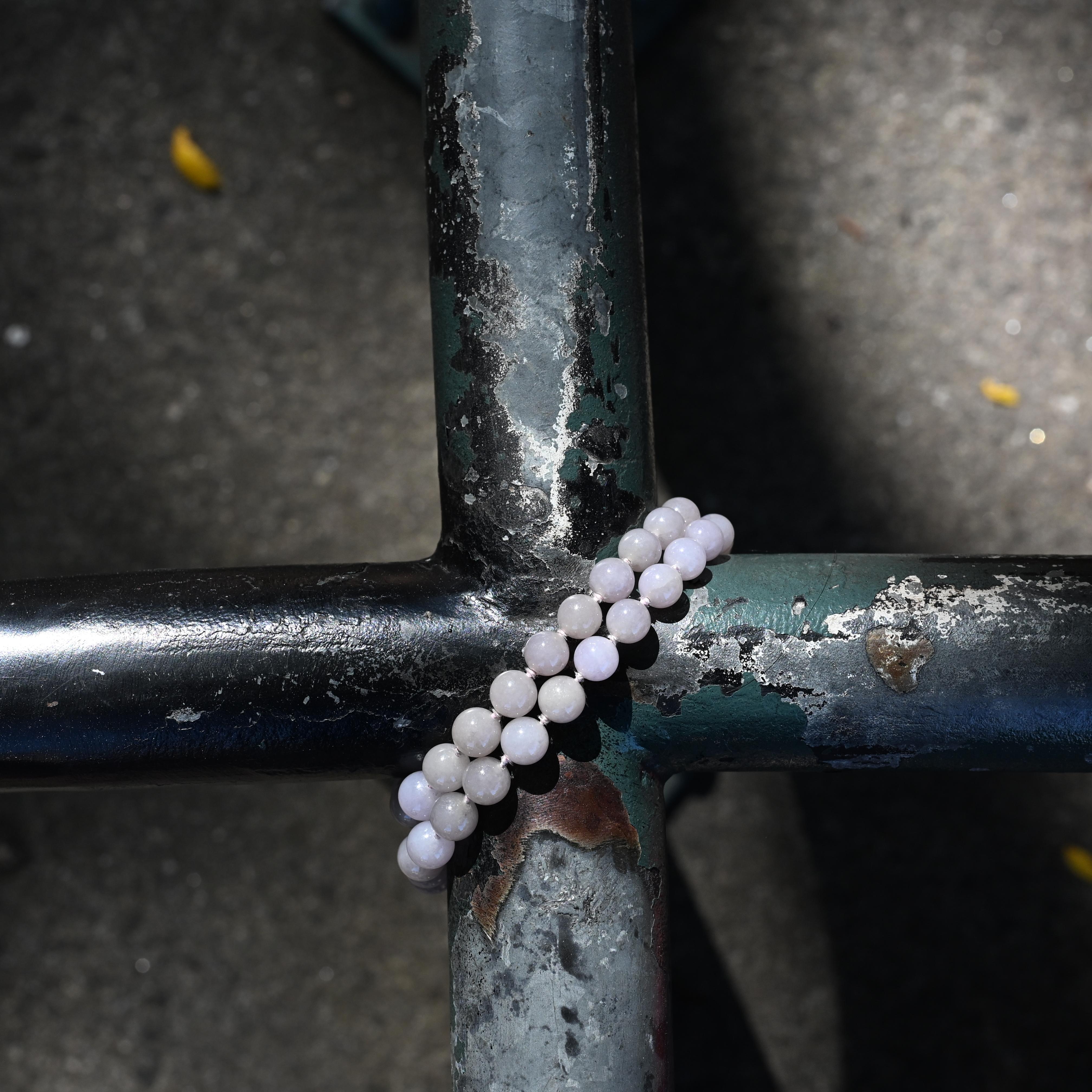 da uomo o donna Collana in giadeite color lavanda di Gump, metà secolo, straordinaria in vendita