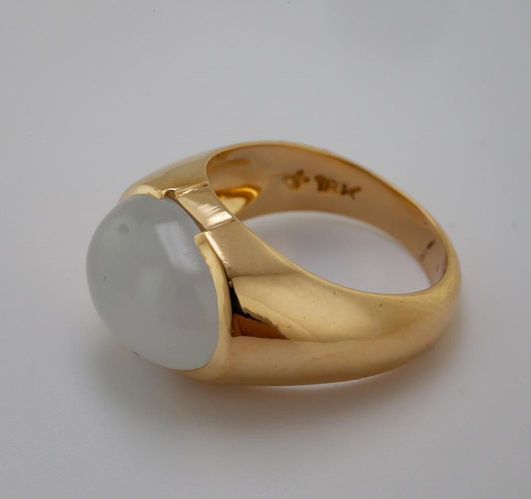 Gump’s Natural Jadeite Jade “GIA Report Certified” Yellow Gold Ring In Excellent Condition For Sale In Pleasant Hill, CA