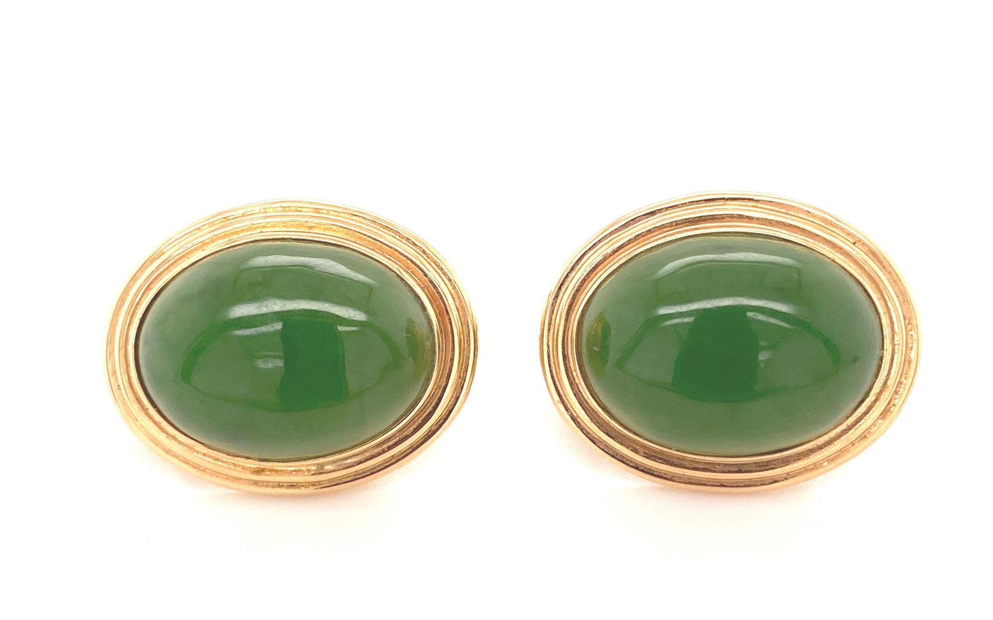 Cabochon Gumps Pair of Vintage Jadeite Jade 14 Karat Gold Earrings For Sale