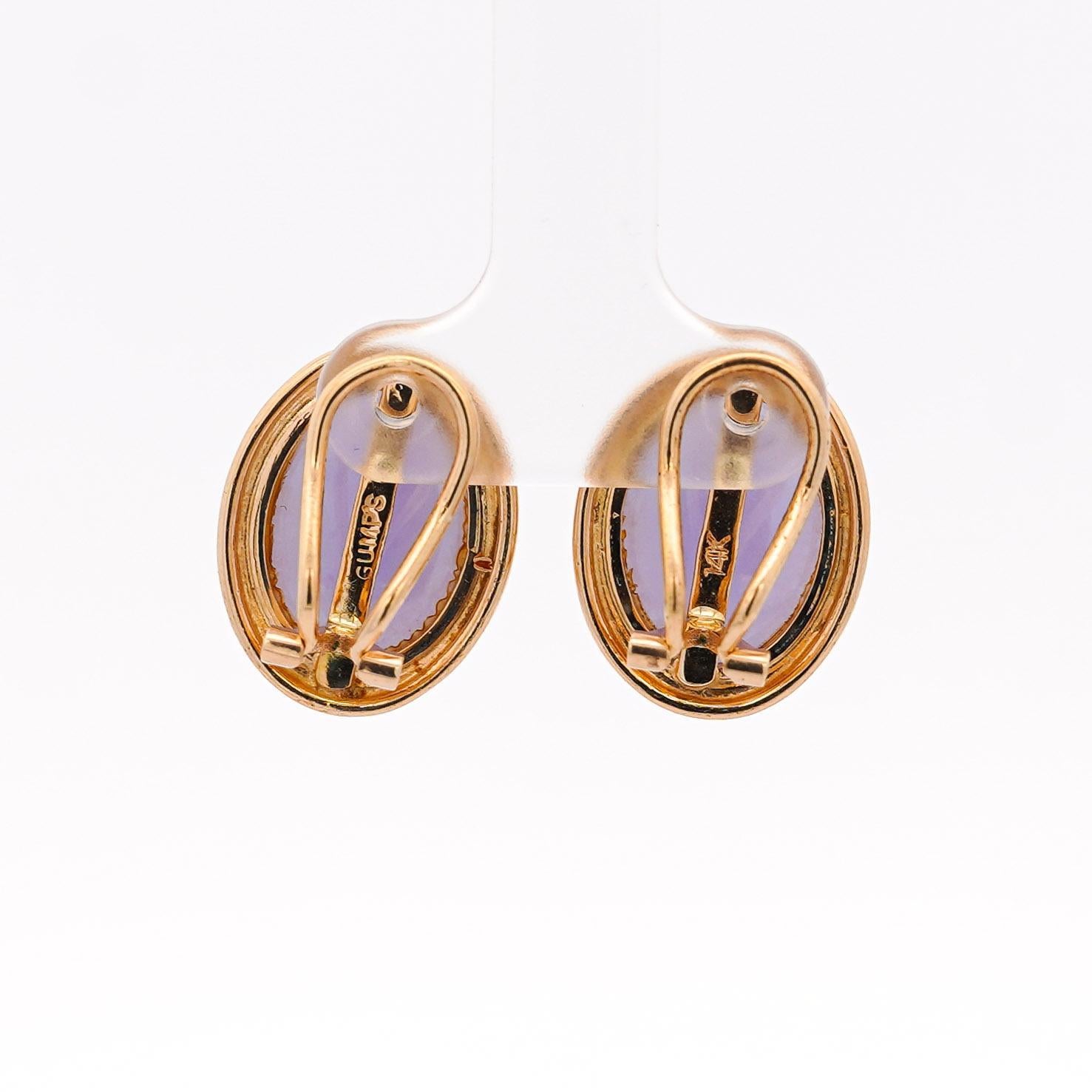 Cabochon Orecchini a clip in oro 14K firmati Gump's San Francisco in giada lavanda in vendita